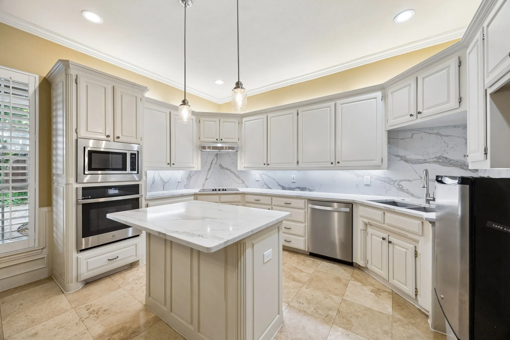 Single Family Residence For Sale in Collin County , 6825 Oak Park Lane, Plano, Texas 75023, 4 Bedroom, 3 Bathroom, 3 Garage spaces, 3,034 Sqft, built in 1995, mls#21335258, Real Estate Agent in Plano, Homes For Sale in Collin county, Homes For Sale in Plano, Realtor in Plano Texas, Real Estate Brokerage Independent Realty Texas, Luminita Cordes Realtor