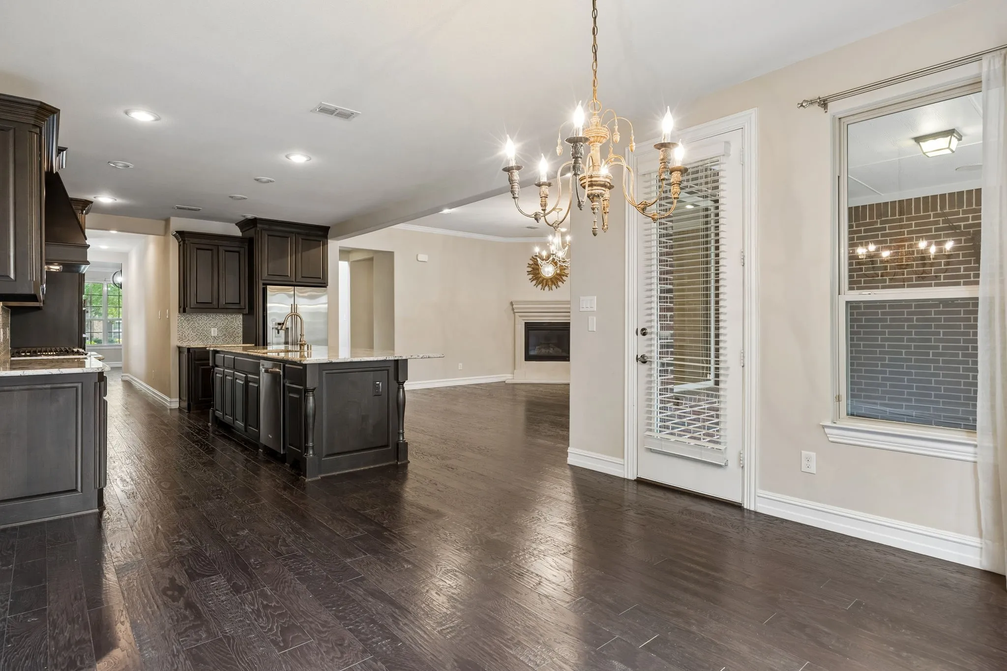 Single Family Residence For Sale in Denton County , 2762 Chatswood Drive, Trophy Club, Texas 76262, 4 Bedroom, 4 Bathroom, 3 Garage spaces, 3,947 Sqft, built in 2014, mls#21338284, Real Estate Agent in Trophy Club, Homes For Sale in Denton county, Homes For Sale in Trophy Club, Realtor in Trophy Club Texas, Real Estate Brokerage Independent Realty Texas, Luminita Cordes Realtor