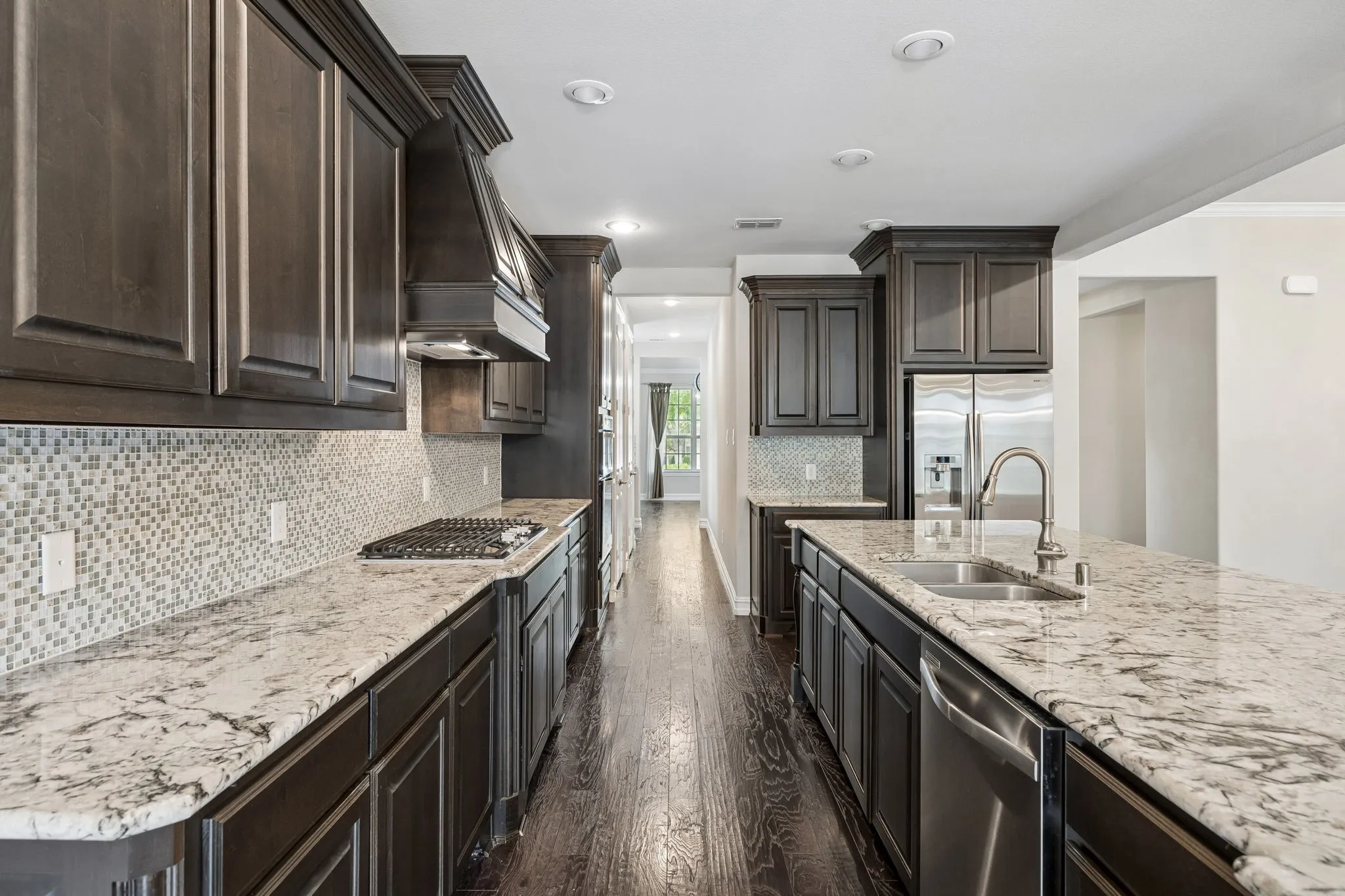 Single Family Residence For Sale in Denton County , 2762 Chatswood Drive, Trophy Club, Texas 76262, 4 Bedroom, 4 Bathroom, 3 Garage spaces, 3,947 Sqft, built in 2014, mls#21338284, Real Estate Agent in Trophy Club, Homes For Sale in Denton county, Homes For Sale in Trophy Club, Realtor in Trophy Club Texas, Real Estate Brokerage Independent Realty Texas, Luminita Cordes Realtor