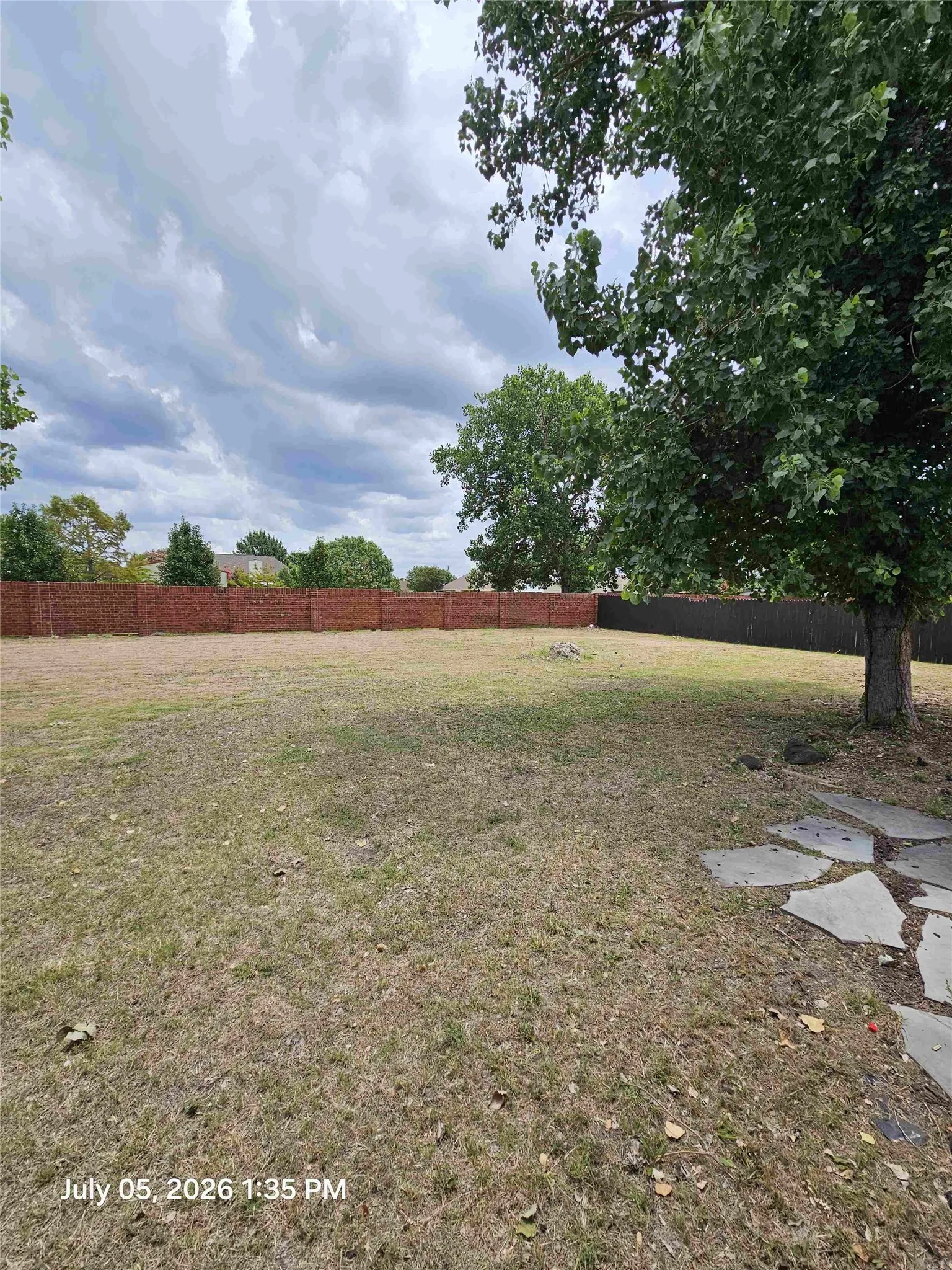 Single Family Residence For Sale in Collin County , 200 Burnett Drive, Lavon, Texas 75166, 4 Bedroom, 3 Bathroom, 2 Garage spaces, 2,922 Sqft, built in 2011, mls#21338290, Real Estate Agent in Lavon, Homes For Sale in Collin county, Homes For Sale in Lavon, Realtor in Lavon Texas, Real Estate Brokerage Independent Realty Texas, Luminita Cordes Realtor