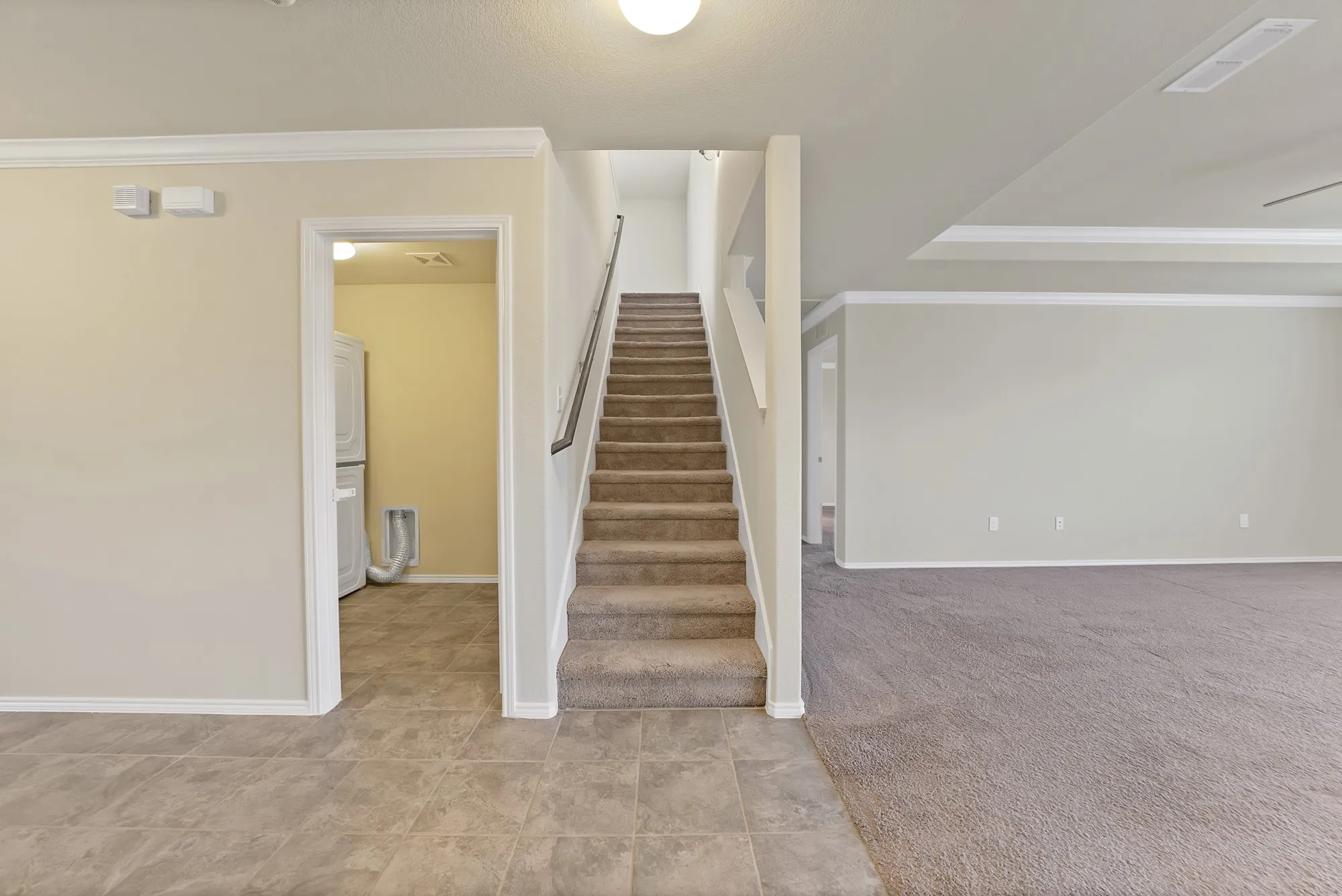 Single Family Residence For Sale in Denton County , 3004 Walker Creek Drive, Little Elm, Texas 75068, 4 Bedroom, 3 Bathroom, 2 Garage spaces, 2,810 Sqft, built in 2017, mls#21338295, Real Estate Agent in Little Elm, Homes For Sale in Denton county, Homes For Sale in Little Elm, Realtor in Little Elm Texas, Real Estate Brokerage Independent Realty Texas, Luminita Cordes Realtor