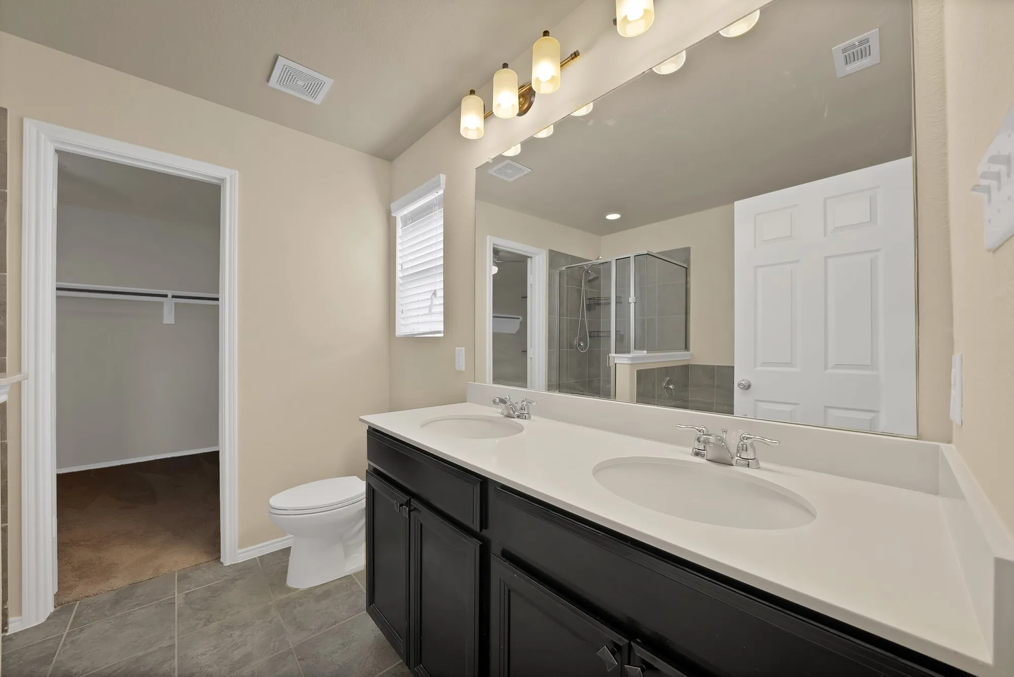 Single Family Residence For Sale in Denton County , 3004 Walker Creek Drive, Little Elm, Texas 75068, 4 Bedroom, 3 Bathroom, 2 Garage spaces, 2,810 Sqft, built in 2017, mls#21338295, Real Estate Agent in Little Elm, Homes For Sale in Denton county, Homes For Sale in Little Elm, Realtor in Little Elm Texas, Real Estate Brokerage Independent Realty Texas, Luminita Cordes Realtor