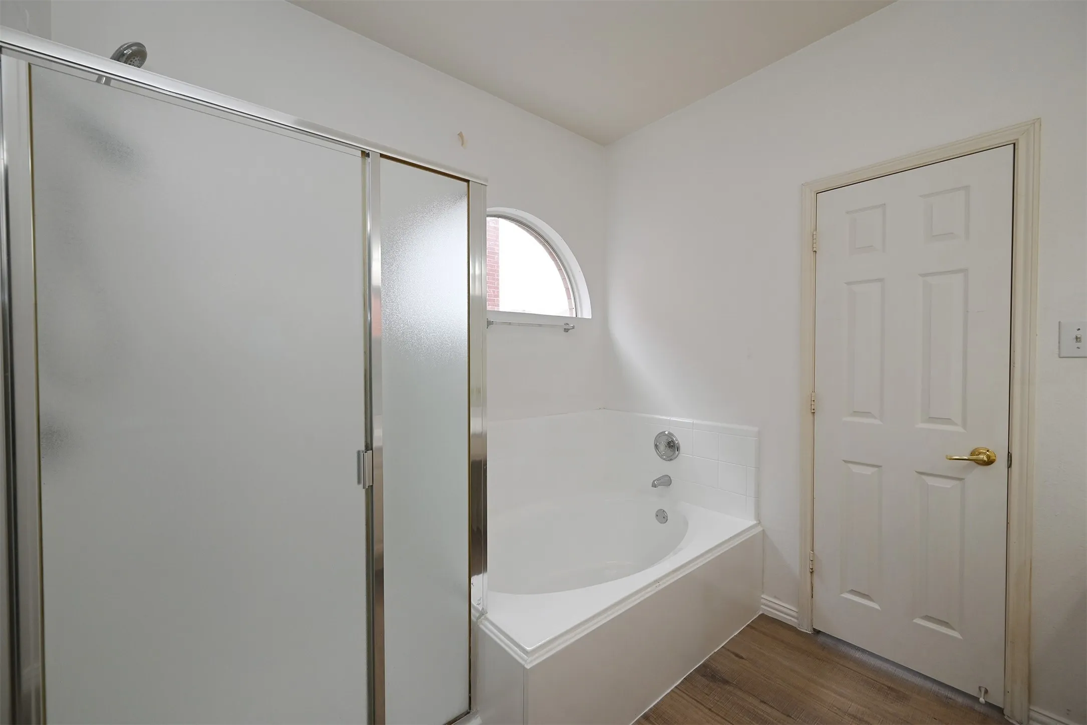 Single Family Residence For Sale in Dallas County , 10706 Gleneagles Lane, Rowlett, Texas 75089, 6 Bedroom, 3 Bathroom, 2 Garage spaces, 2,856 Sqft, built in 2001, mls#21338299, Real Estate Agent in Rowlett, Homes For Sale in Dallas county, Homes For Sale in Rowlett, Realtor in Rowlett Texas, Real Estate Brokerage Independent Realty Texas, Luminita Cordes Realtor