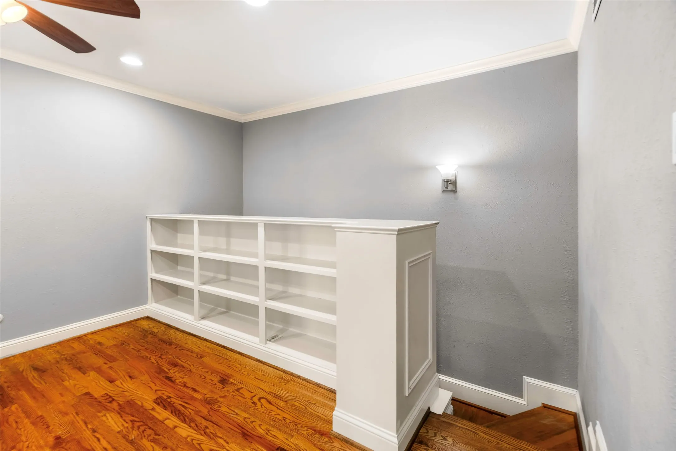 Condominium For Sale in Dallas County , 4800 Northway Drive 18A, Dallas, Texas 75206, 1 Bedroom, 2 Bathroom, 1 Garage spaces, 920 Sqft, built in 1981, mls#21338168, Real Estate Agent in Dallas, Homes For Sale in Dallas county, Homes For Sale in Dallas, Realtor in Dallas Texas, Real Estate Brokerage Independent Realty Texas, Luminita Cordes Realtor