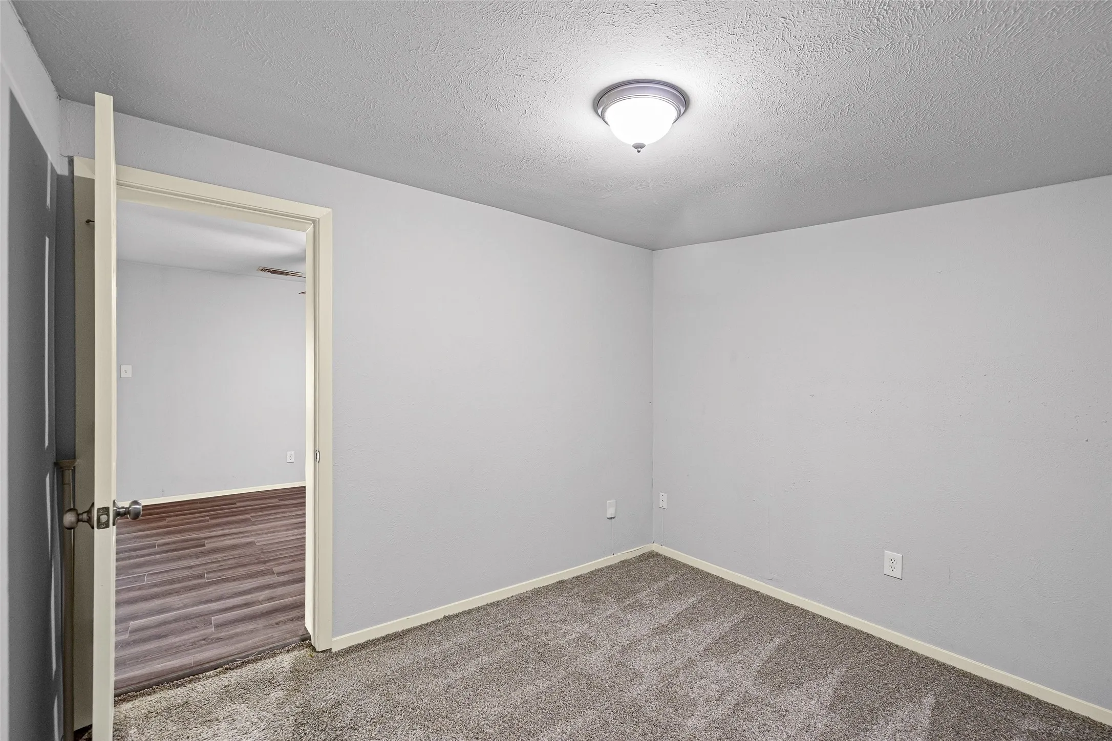 Extra sitting room off the primary bedroom. Possibilities are endless!