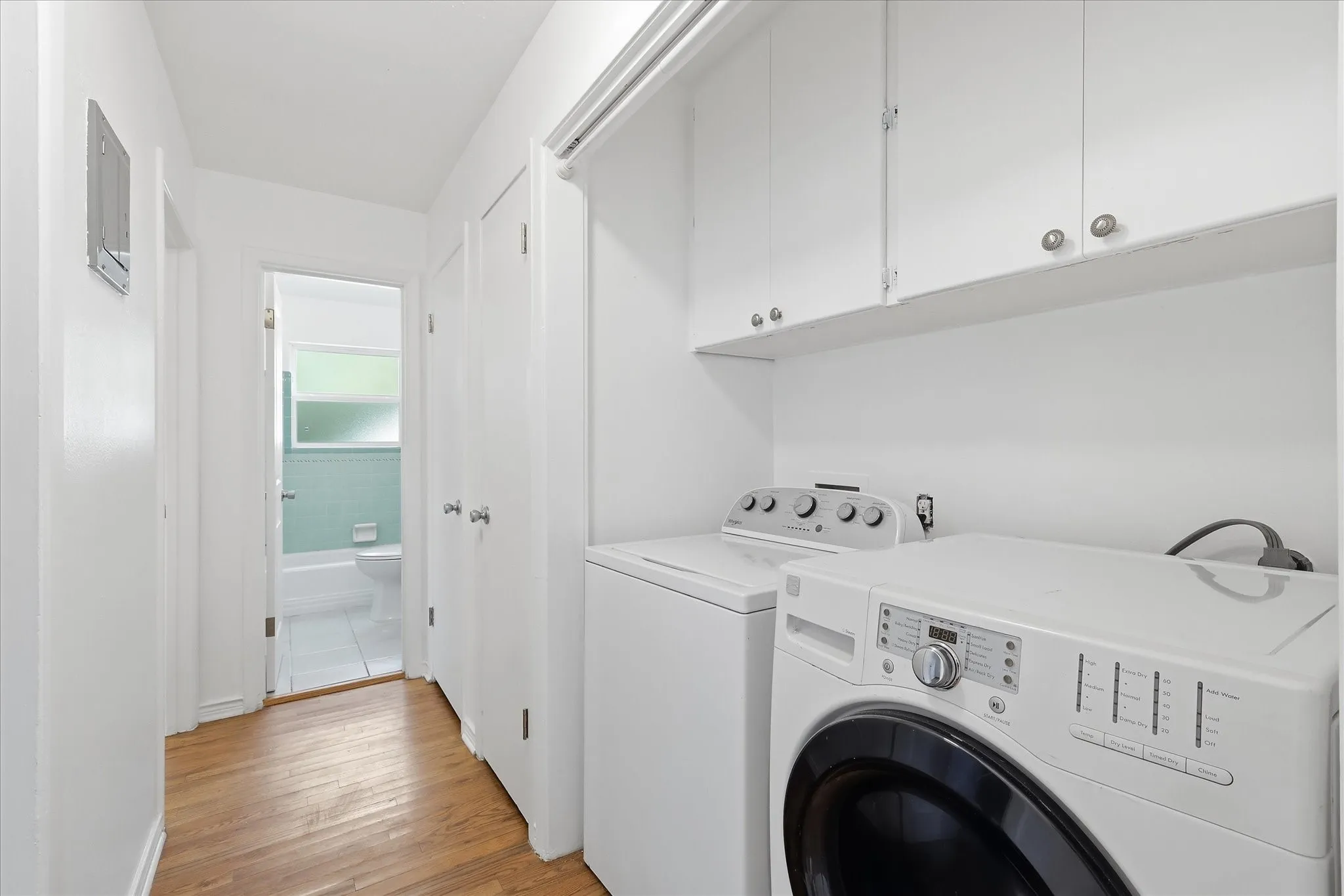 Single Family Residence For Sale in Denton County , 2017 Shawnee Street, Denton, Texas 76209, 4 Bedroom, 2 Bathroom, Garage spaces, 1,236 Sqft, built in 1956, mls#21337438, Real Estate Agent in Denton, Homes For Sale in Denton county, Homes For Sale in Denton, Realtor in Denton Texas, Real Estate Brokerage Independent Realty Texas, Luminita Cordes Realtor