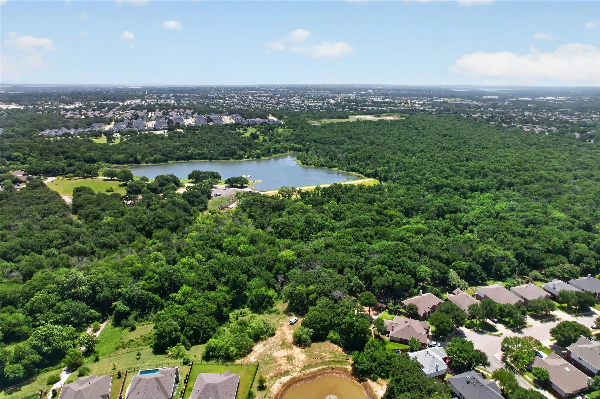 Single Family Residence For Sale in Denton County , 4009 Andrew Avenue, Denton, Texas 76210, 4 Bedroom, 3 Bathroom, 3 Garage spaces, 2,843 Sqft, built in 2005, mls#21322956, Real Estate Agent in Denton, Homes For Sale in Denton county, Homes For Sale in Denton, Realtor in Denton Texas, Real Estate Brokerage Independent Realty Texas, Luminita Cordes Realtor