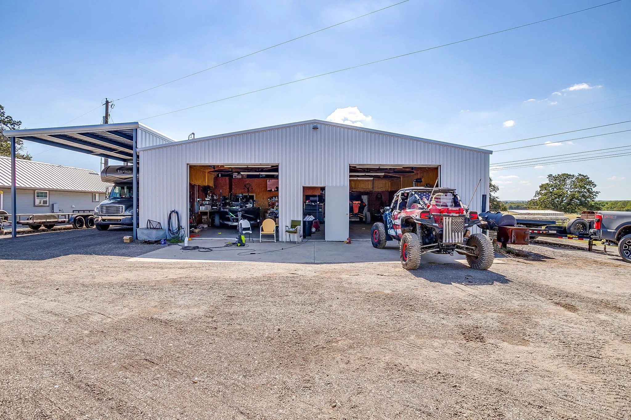 Farm For Sale in Parker County , 207 Trails End, Poolville, Texas 76487, 3 Bedrooms, 3 Bathrooms, Garage spaces, 2,208 Sqft, built in 1987, Price $950,000, mls#21335275, Real Estate Agent in Poolville, Homes For Sale in Parker county, Homes For Sale in Poolville, Realtor in Poolville Texas, Real Estate Brokerage Independent Realty Texas, Luminita Cordes Realtor
