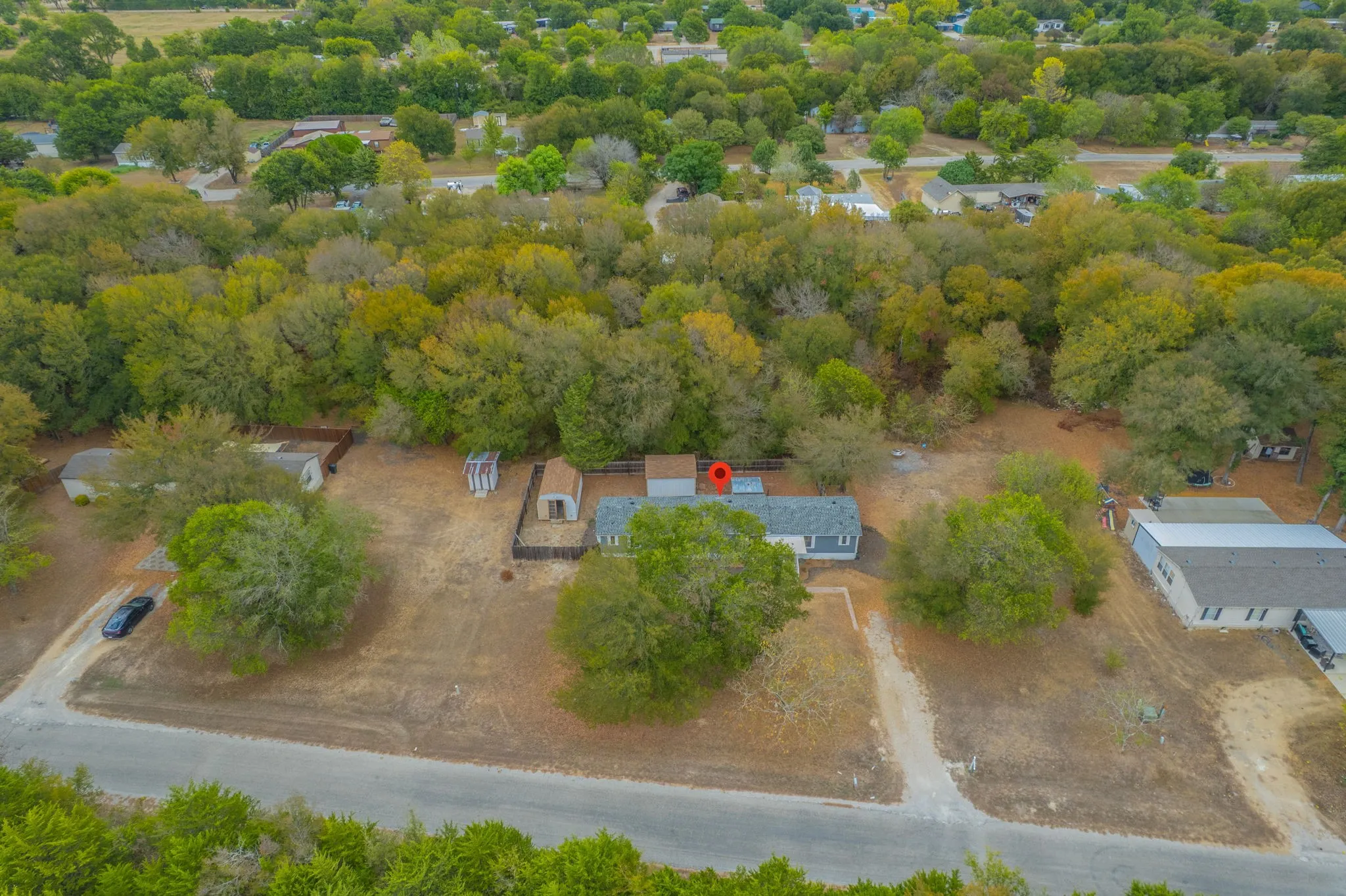 Mobile Home For Sale in Ellis County , 1027 Glen Brook Drive, Pecan Hill, Texas 75165, 3 Bedroom, 2 Bathroom, Garage spaces, 1,440 Sqft, built in 1990, mls#21327854, Real Estate Agent in Pecan Hill, Homes For Sale in Ellis county, Homes For Sale in Pecan Hill, Realtor in Pecan Hill Texas, Real Estate Brokerage Independent Realty Texas, Luminita Cordes Realtor