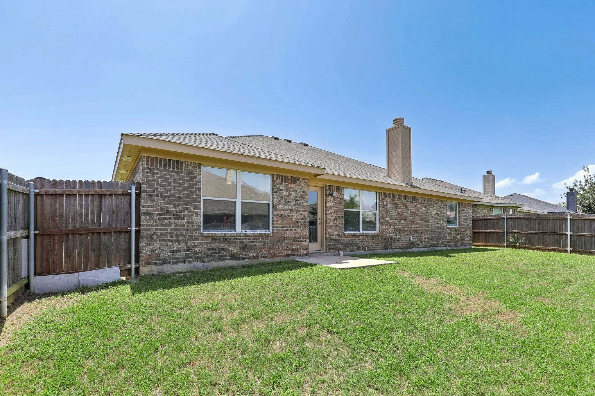 Single Family Residence For Rent in Tarrant County , 1702 La Caya Drive, Mansfield, Texas 76063, 4 Bedroom, 2 Bathroom, 2 Garage spaces, 1,777 Sqft, built in 2007, mls#21337761, Real Estate Agent in Mansfield, Homes For Rent in Tarrant county, Homes For Rent in Mansfield, Realtor in Mansfield Texas, Real Estate Brokerage Independent Realty Texas, Luminita Cordes Realtor