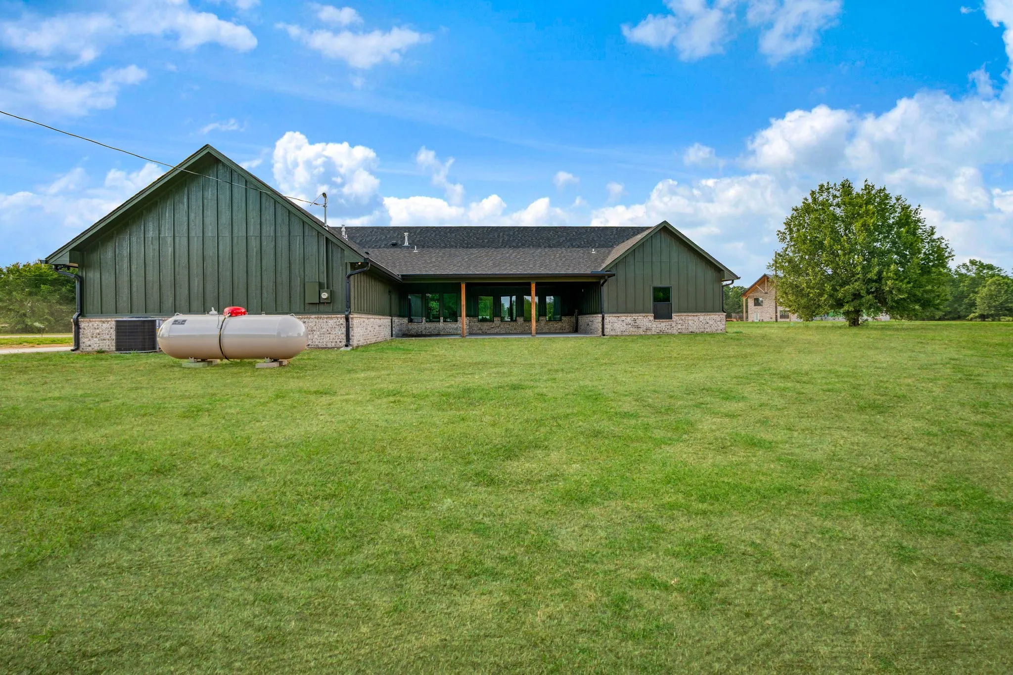 Single Family Residence For Sale in Lamar County , 829 Private Road 44005, Blossom, Texas 75416, 4 Bedroom, 3 Bathroom, 2 Garage spaces, 2,669 Sqft, built in 2026, mls#21337075, Real Estate Agent in Blossom, Homes For Sale in Lamar county, Homes For Sale in Blossom, Realtor in Blossom Texas, Real Estate Brokerage Independent Realty Texas, Luminita Cordes Realtor