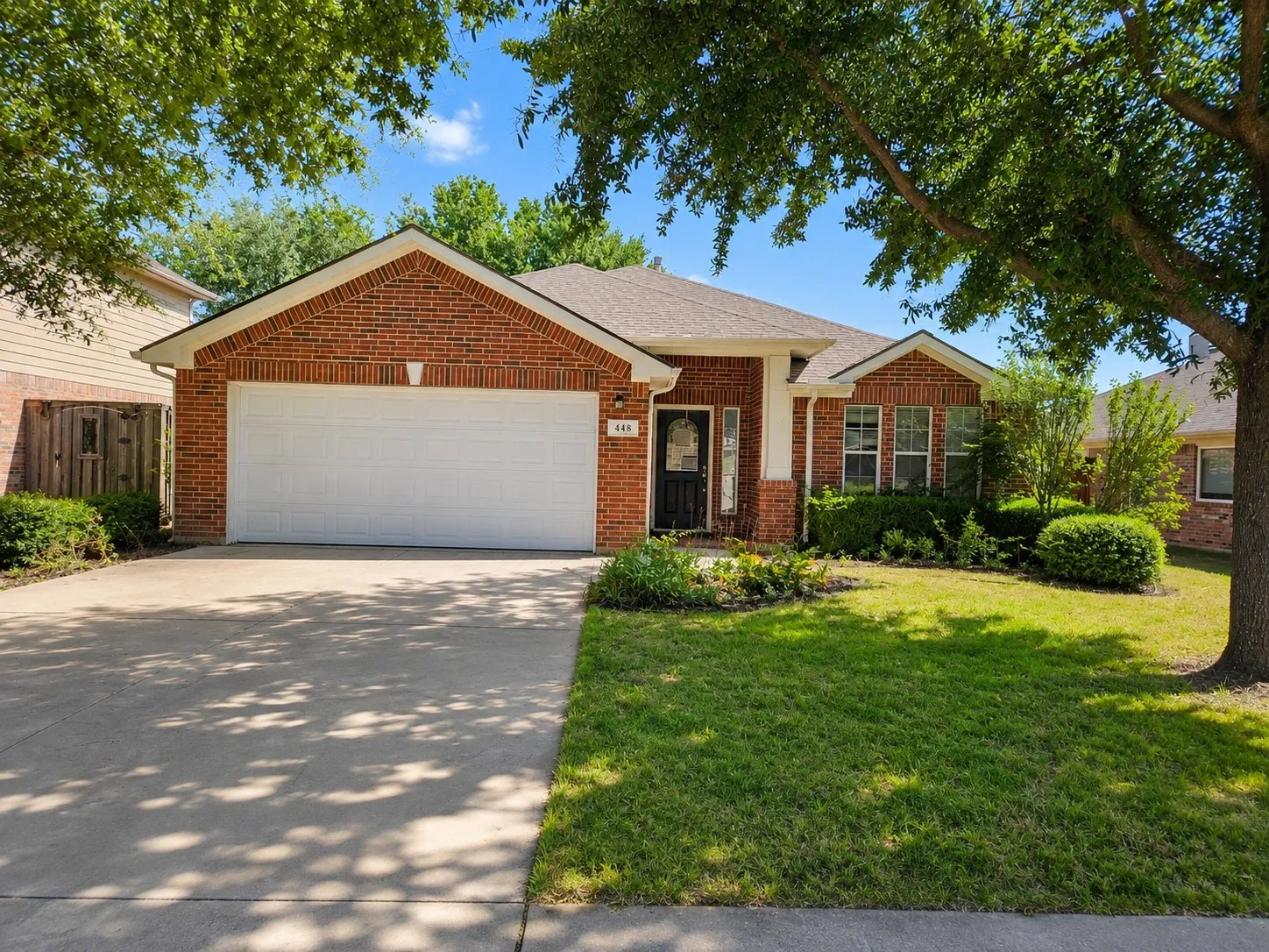 Single Family Residence For Sale in Rockwall County , 448 Fremont Drive, Rockwall, Texas 75087, 3 Bedroom, 2 Bathroom, 2 Garage spaces, 1,837 Sqft, built in 2004, mls#21338352, Real Estate Agent in Rockwall, Homes For Sale in Rockwall county, Homes For Sale in Rockwall, Realtor in Rockwall Texas, Real Estate Brokerage Independent Realty Texas, Luminita Cordes Realtor