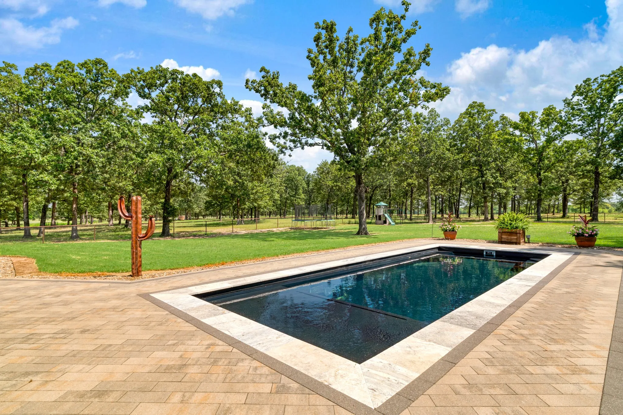 Single Family Residence For Sale in Lamar County , 12234 Farm Road 195, Paris, Texas 75462, 4 Bedroom, 4 Bathroom, 2 Garage spaces, 3,300 Sqft, built in 2018, mls#21338098, Real Estate Agent in Paris, Homes For Sale in Lamar county, Homes For Sale in Paris, Realtor in Paris Texas, Real Estate Brokerage Independent Realty Texas, Luminita Cordes Realtor