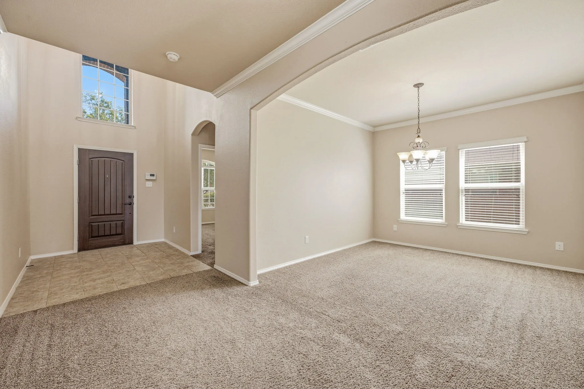 Single Family Residence For Sale in Tarrant County , 229 Pin Cushion Trail, Burleson, Texas 76028, 5 Bedrooms, 4 Bathrooms, Garage spaces, 3,117 Sqft, built in 2013, Price $425,000, mls#21338270, Real Estate Agent in Burleson, Homes For Sale in Tarrant county, Homes For Sale in Burleson, Realtor in Burleson Texas, Real Estate Brokerage Independent Realty Texas, Luminita Cordes Realtor