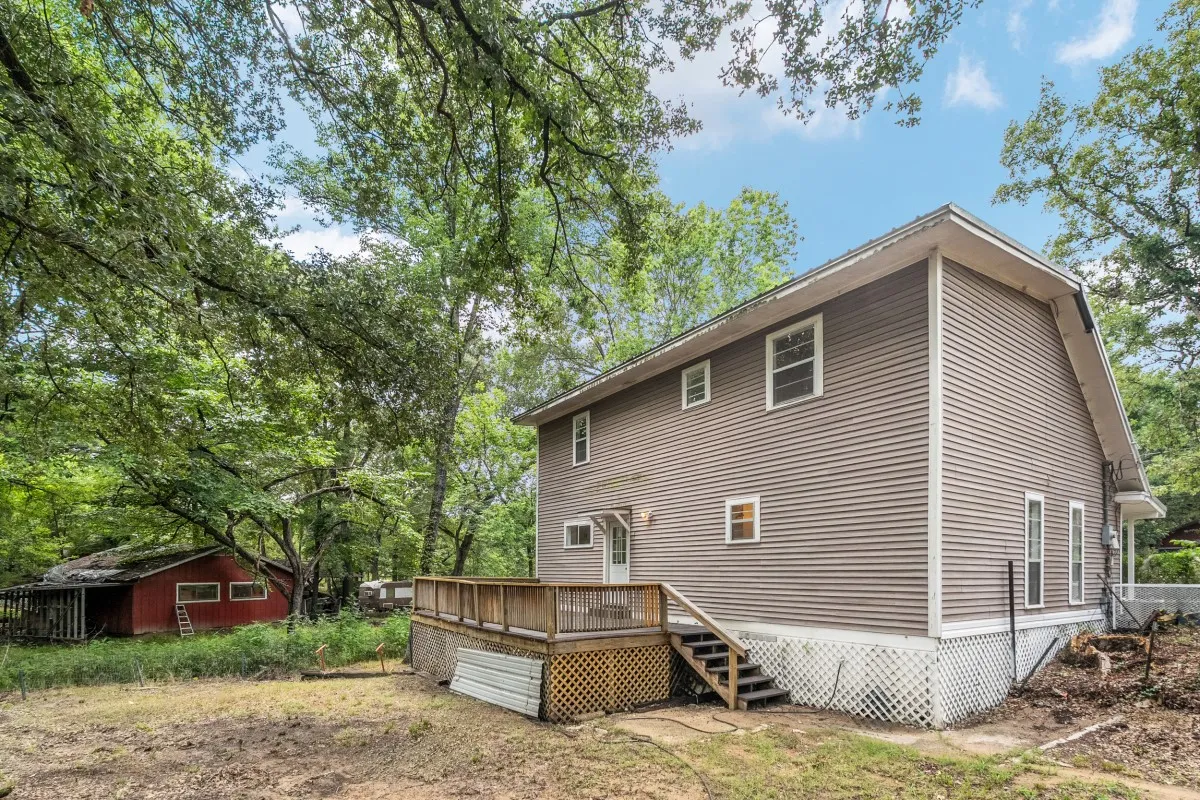 Single Family Residence For Sale in Henderson County , 14224 Daniel Boone Lane, Log Cabin, Texas 75148, 3 Bedroom, 2 Bathroom, Garage spaces, 1,733 Sqft, built in 1998, mls#21338326, Real Estate Agent in Log Cabin, Homes For Sale in Henderson county, Homes For Sale in Log Cabin, Realtor in Log Cabin Texas, Real Estate Brokerage Independent Realty Texas, Luminita Cordes Realtor