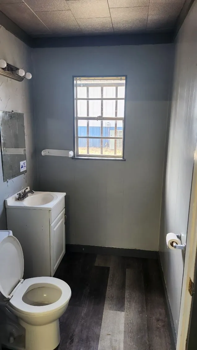 Office For Sale in Morris County , 804 E Main Street, Omaha, Texas 75571, 0, 0, Garage spaces, 0 Sqft, built in 1971, Price $230,000, mls#21318732, Real Estate Agent in Omaha, Homes For Sale in Morris county, Homes For Sale in Omaha, Realtor in Omaha Texas, Real Estate Brokerage Independent Realty Texas, Luminita Cordes Realtor