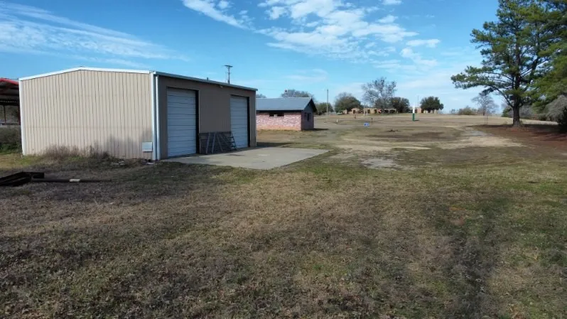 Office For Sale in Morris County , 804 E Main Street, Omaha, Texas 75571, 0, 0, Garage spaces, 0 Sqft, built in 1971, Price $230,000, mls#21318732, Real Estate Agent in Omaha, Homes For Sale in Morris county, Homes For Sale in Omaha, Realtor in Omaha Texas, Real Estate Brokerage Independent Realty Texas, Luminita Cordes Realtor