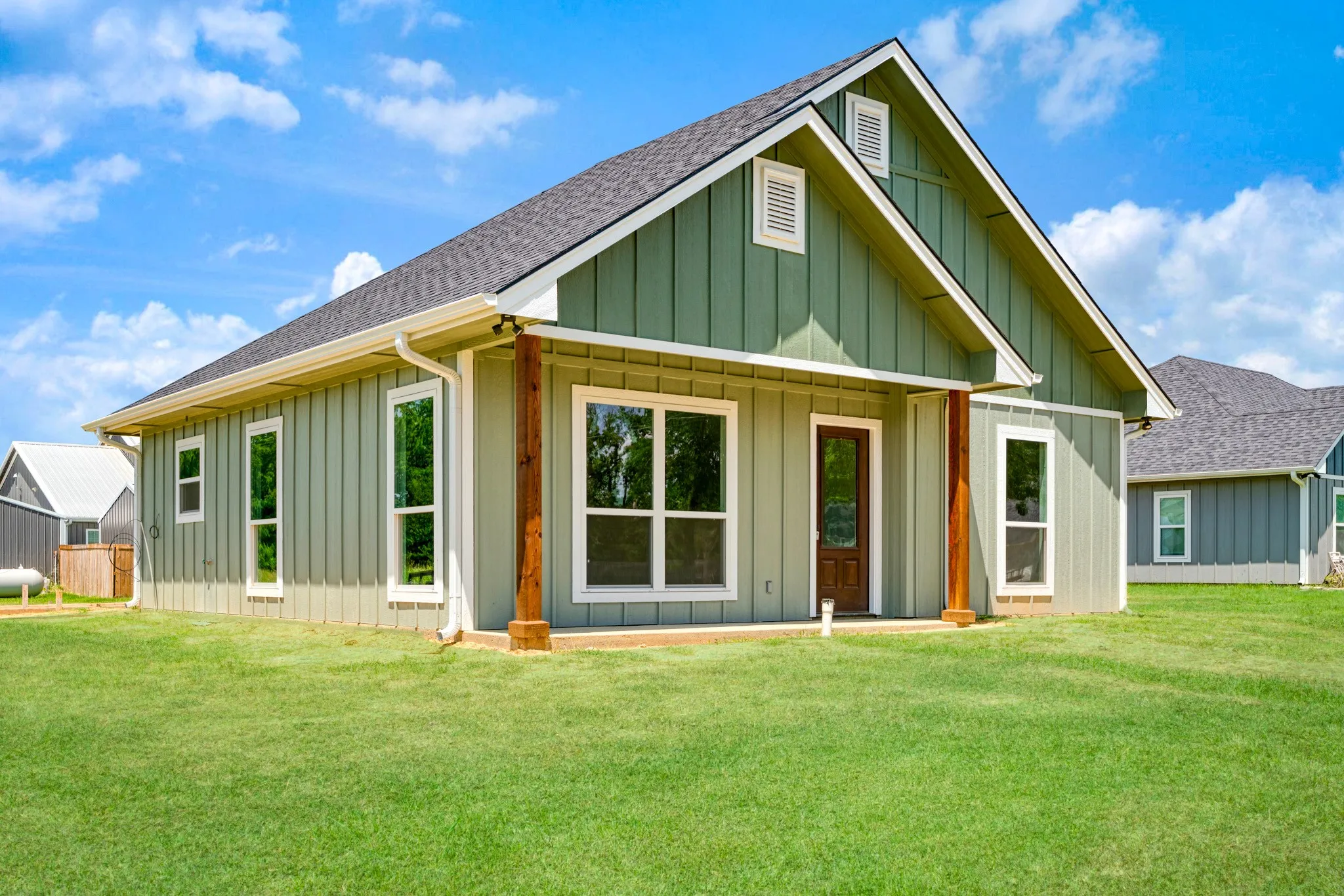 Single Family Residence For Sale in Lamar County , 705 Daniel Street, Blossom, Texas 75416, 3 Bedroom, 2 Bathroom, Garage spaces, 1,432 Sqft, built in 2026, mls#21338113, Real Estate Agent in Blossom, Homes For Sale in Lamar county, Homes For Sale in Blossom, Realtor in Blossom Texas, Real Estate Brokerage Independent Realty Texas, Luminita Cordes Realtor