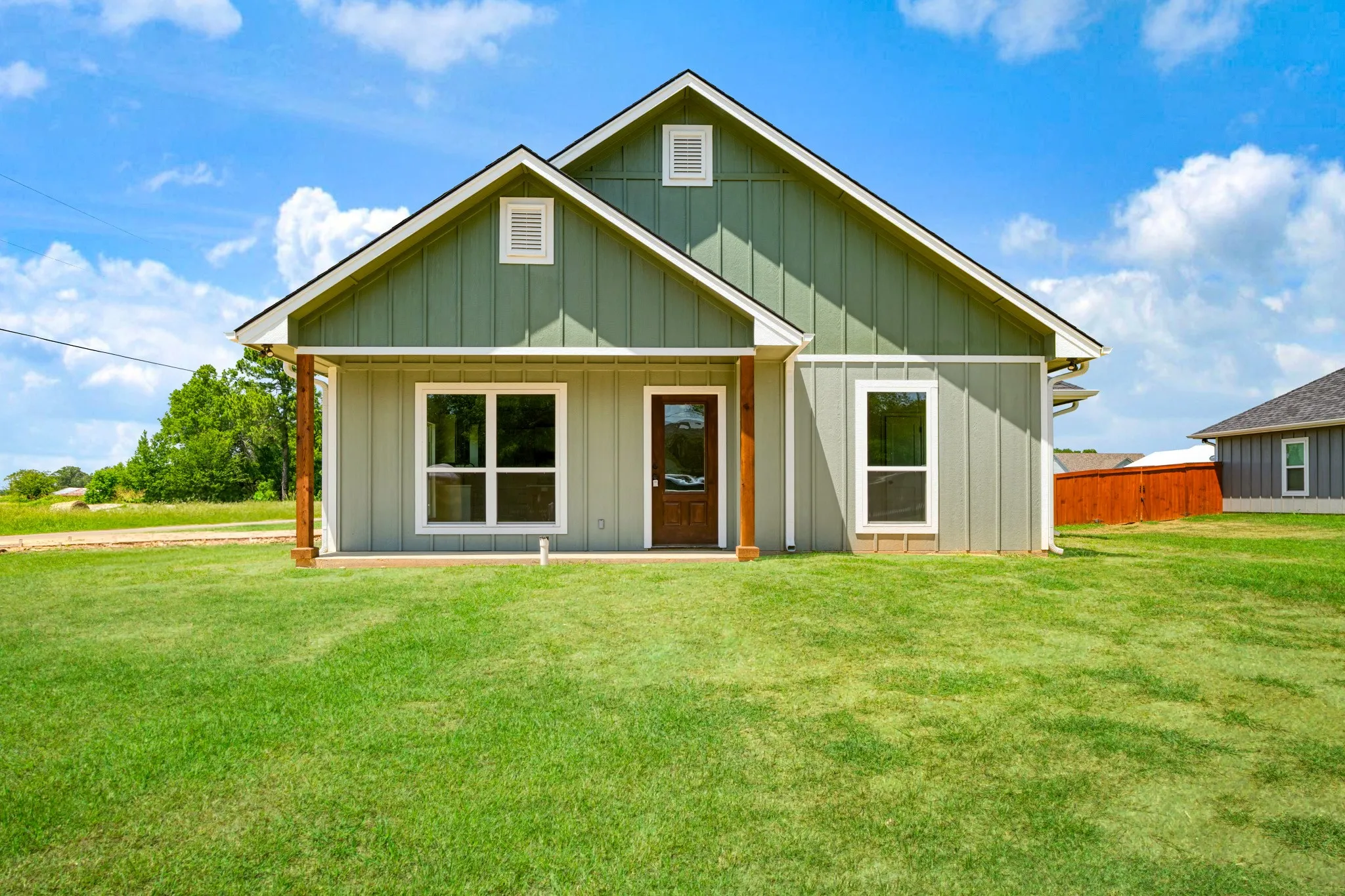 Single Family Residence For Sale in Lamar County , 705 Daniel Street, Blossom, Texas 75416, 3 Bedroom, 2 Bathroom, Garage spaces, 1,432 Sqft, built in 2026, mls#21338113, Real Estate Agent in Blossom, Homes For Sale in Lamar county, Homes For Sale in Blossom, Realtor in Blossom Texas, Real Estate Brokerage Independent Realty Texas, Luminita Cordes Realtor
