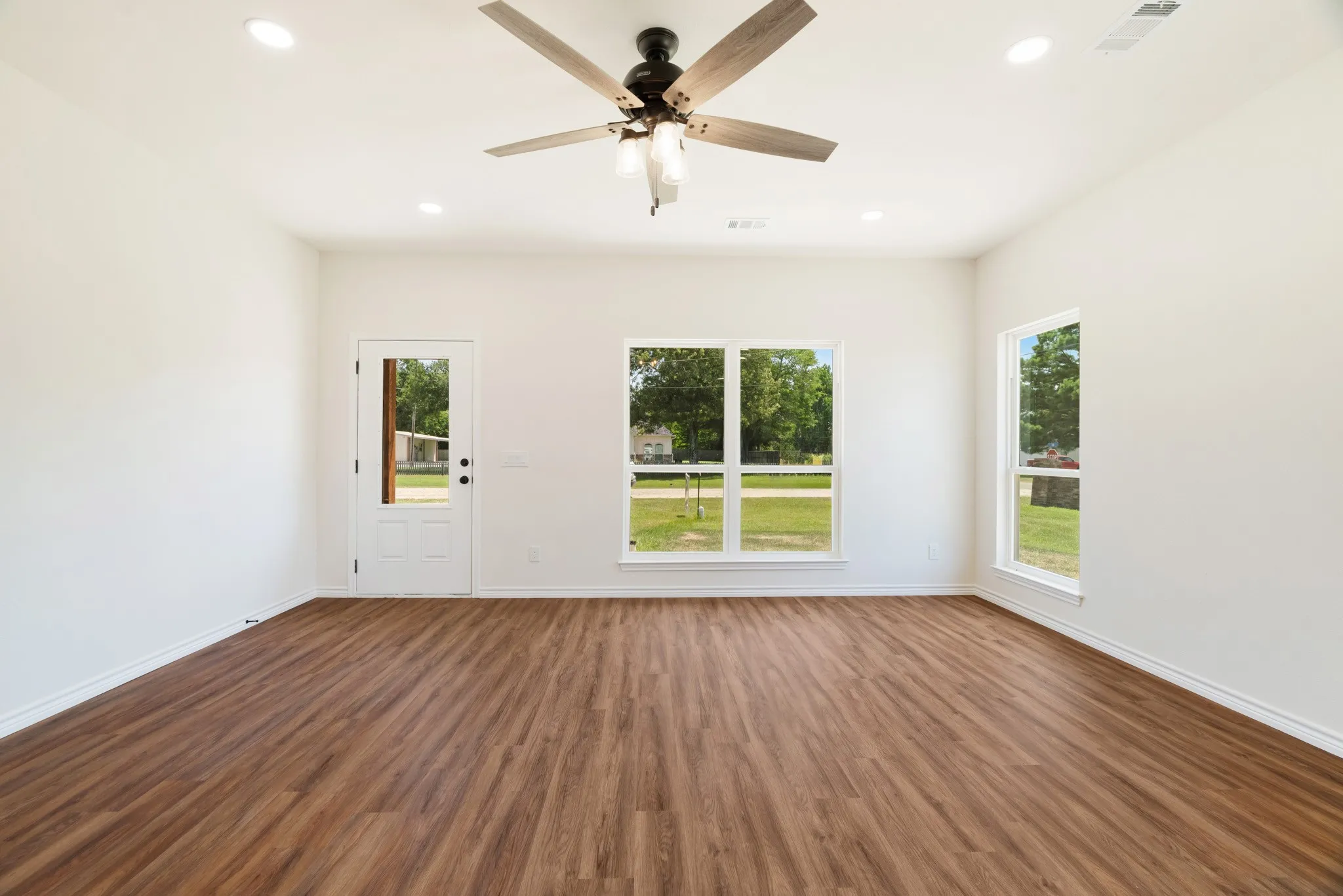 Single Family Residence For Sale in Lamar County , 705 Daniel Street, Blossom, Texas 75416, 3 Bedroom, 2 Bathroom, Garage spaces, 1,432 Sqft, built in 2026, mls#21338113, Real Estate Agent in Blossom, Homes For Sale in Lamar county, Homes For Sale in Blossom, Realtor in Blossom Texas, Real Estate Brokerage Independent Realty Texas, Luminita Cordes Realtor