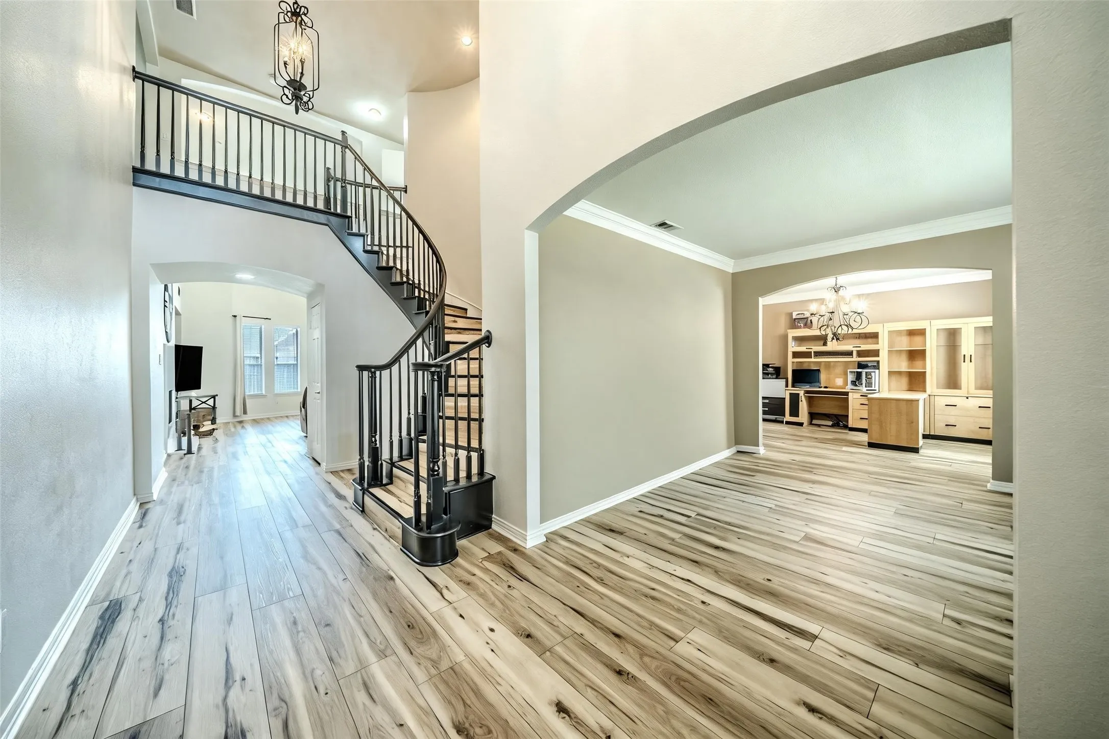Single Family Residence For Sale in Collin County , 1026 Brentwood Drive, Murphy, Texas 75094, 4 Bedroom, 4 Bathroom, 3 Garage spaces, 3,641 Sqft, built in 2002, mls#21335119, Real Estate Agent in Murphy, Homes For Sale in Collin county, Homes For Sale in Murphy, Realtor in Murphy Texas, Real Estate Brokerage Independent Realty Texas, Luminita Cordes Realtor