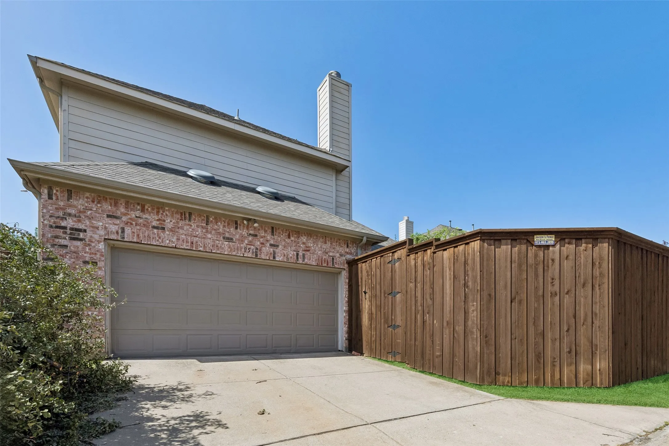 Single Family Residence For Sale in Collin County , 956 Cougar Drive, Allen, Texas 75013, 5 Bedroom, 4 Bathroom, 2 Garage spaces, 3,398 Sqft, built in 2007, mls#21336546, Real Estate Agent in Allen, Homes For Sale in Collin county, Homes For Sale in Allen, Realtor in Allen Texas, Real Estate Brokerage Independent Realty Texas, Luminita Cordes Realtor