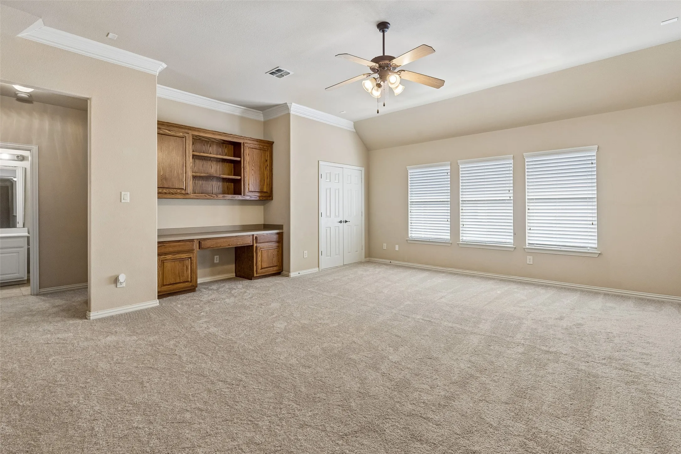 Single Family Residence For Sale in Collin County , 956 Cougar Drive, Allen, Texas 75013, 5 Bedroom, 4 Bathroom, 2 Garage spaces, 3,398 Sqft, built in 2007, mls#21336546, Real Estate Agent in Allen, Homes For Sale in Collin county, Homes For Sale in Allen, Realtor in Allen Texas, Real Estate Brokerage Independent Realty Texas, Luminita Cordes Realtor