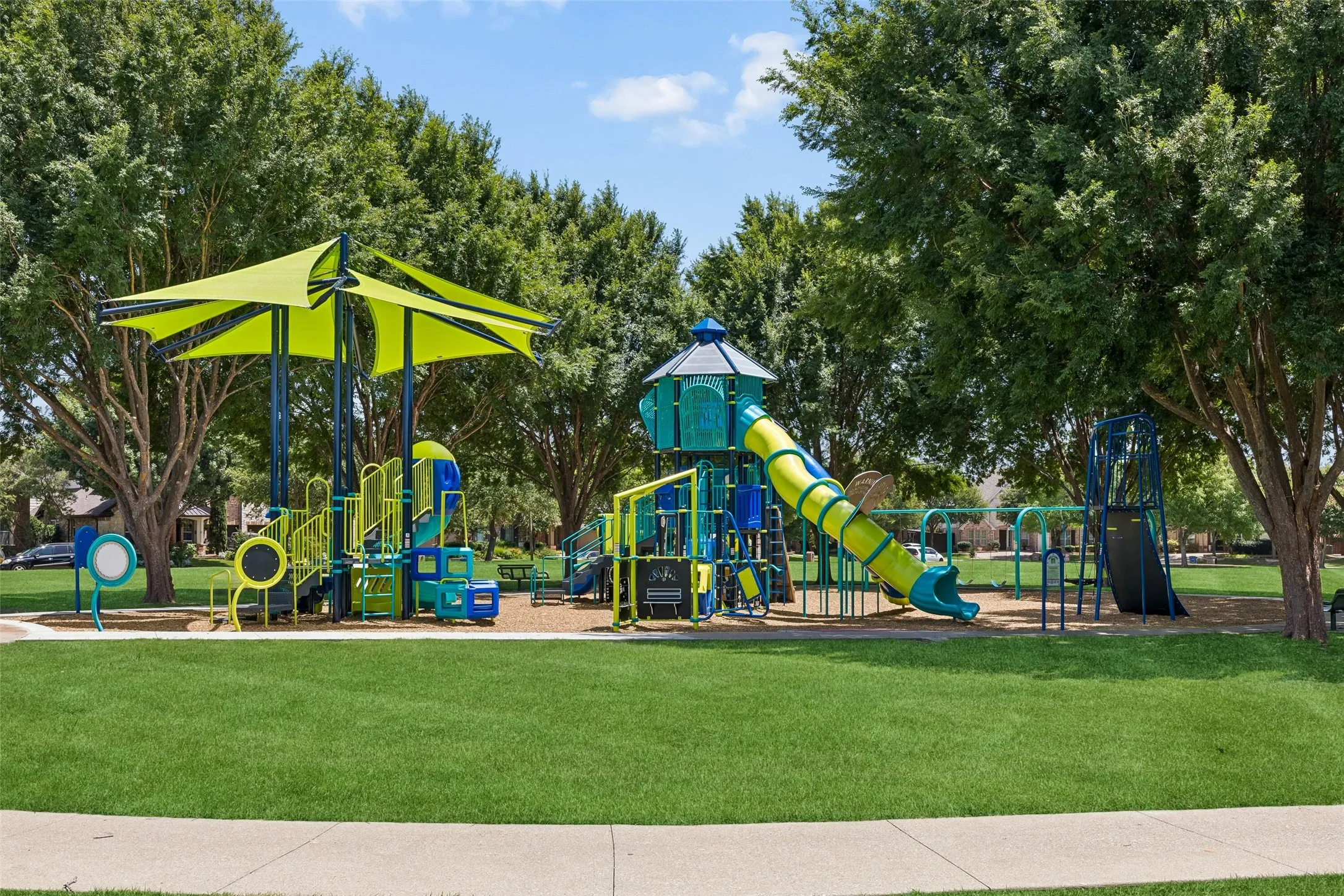 Single Family Residence For Sale in Collin County , 956 Cougar Drive, Allen, Texas 75013, 5 Bedroom, 4 Bathroom, 2 Garage spaces, 3,398 Sqft, built in 2007, mls#21336546, Real Estate Agent in Allen, Homes For Sale in Collin county, Homes For Sale in Allen, Realtor in Allen Texas, Real Estate Brokerage Independent Realty Texas, Luminita Cordes Realtor