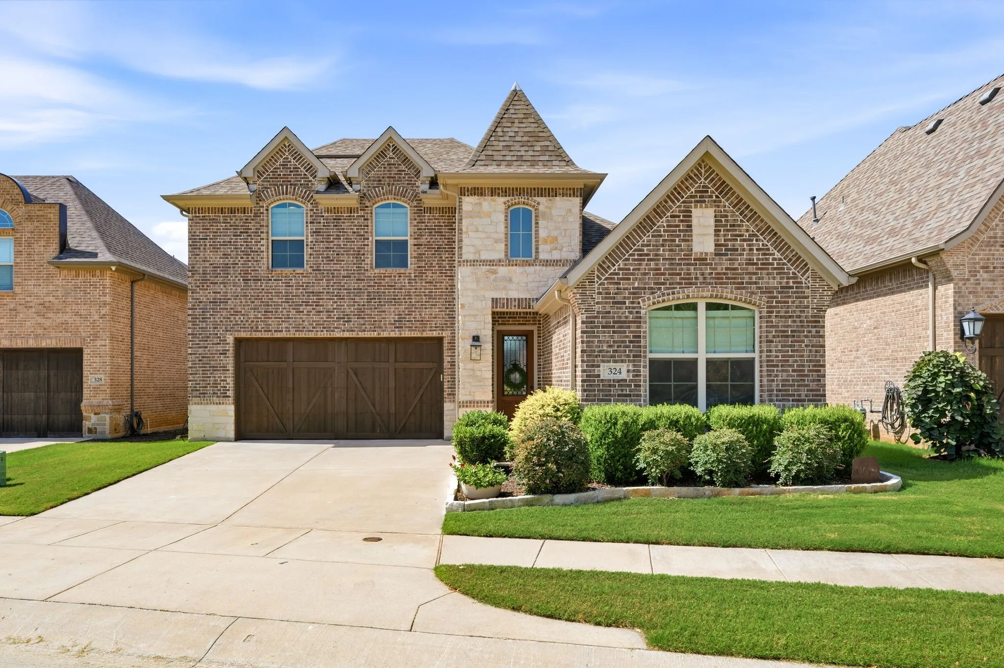 Single Family Residence For Sale in Tarrant County , 324 Riverdance Way, Keller, Texas 76248, 4 Bedroom, 4 Bathroom, 2 Garage spaces, 2,949 Sqft, built in 2018, mls#21336569, Real Estate Agent in Keller, Homes For Sale in Tarrant county, Homes For Sale in Keller, Realtor in Keller Texas, Real Estate Brokerage Independent Realty Texas, Luminita Cordes Realtor
