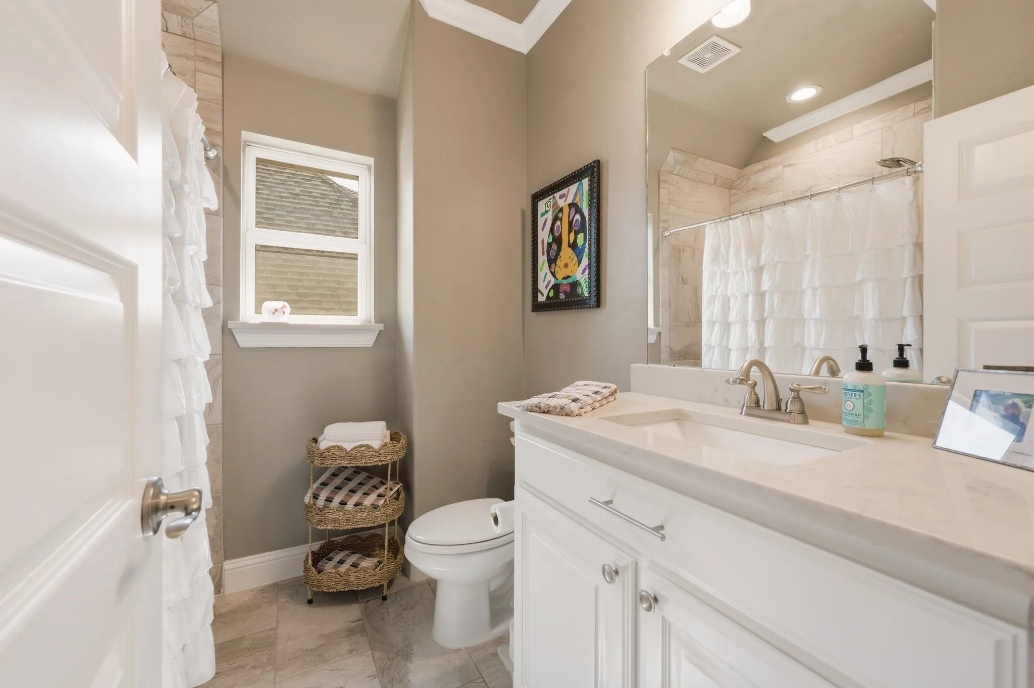 Upstairs Full Bath