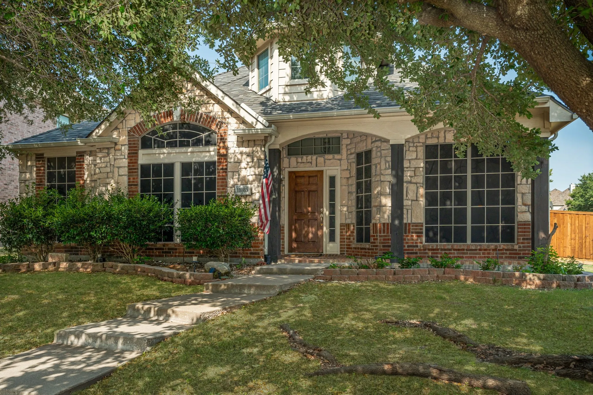Single Family Residence For Rent in Collin County , 11085 Prescott Drive, Frisco, Texas 75033, 4 Bedroom, 4 Bathroom, 2 Garage spaces, 2,832 Sqft, built in 2004, mls#21338381, Real Estate Agent in Frisco, Homes For Rent in Collin county, Homes For Rent in Frisco, Realtor in Frisco Texas, Real Estate Brokerage Independent Realty Texas, Luminita Cordes Realtor