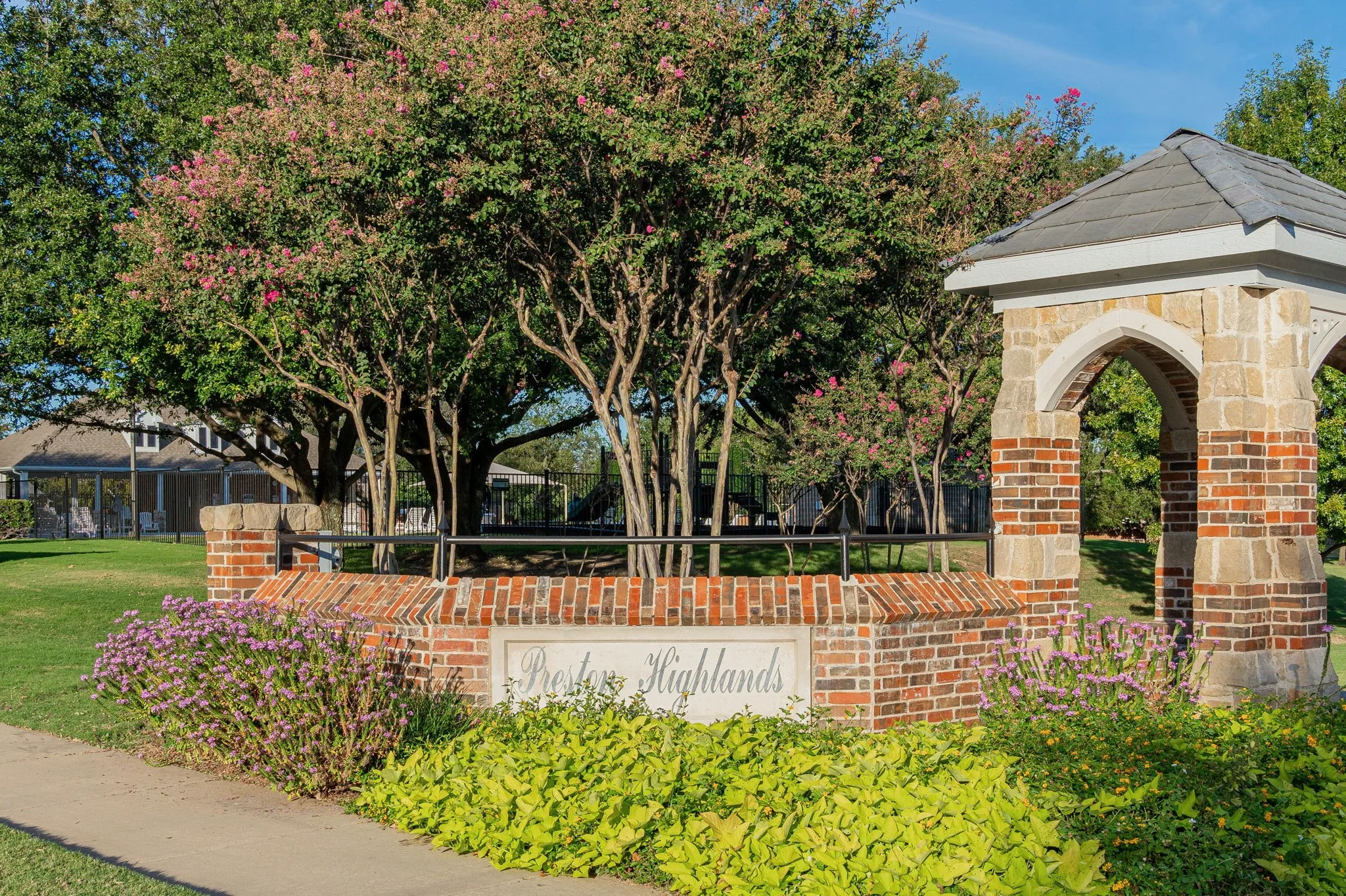 Single Family Residence For Rent in Collin County , 11085 Prescott Drive, Frisco, Texas 75033, 4 Bedroom, 4 Bathroom, 2 Garage spaces, 2,832 Sqft, built in 2004, mls#21338381, Real Estate Agent in Frisco, Homes For Rent in Collin county, Homes For Rent in Frisco, Realtor in Frisco Texas, Real Estate Brokerage Independent Realty Texas, Luminita Cordes Realtor