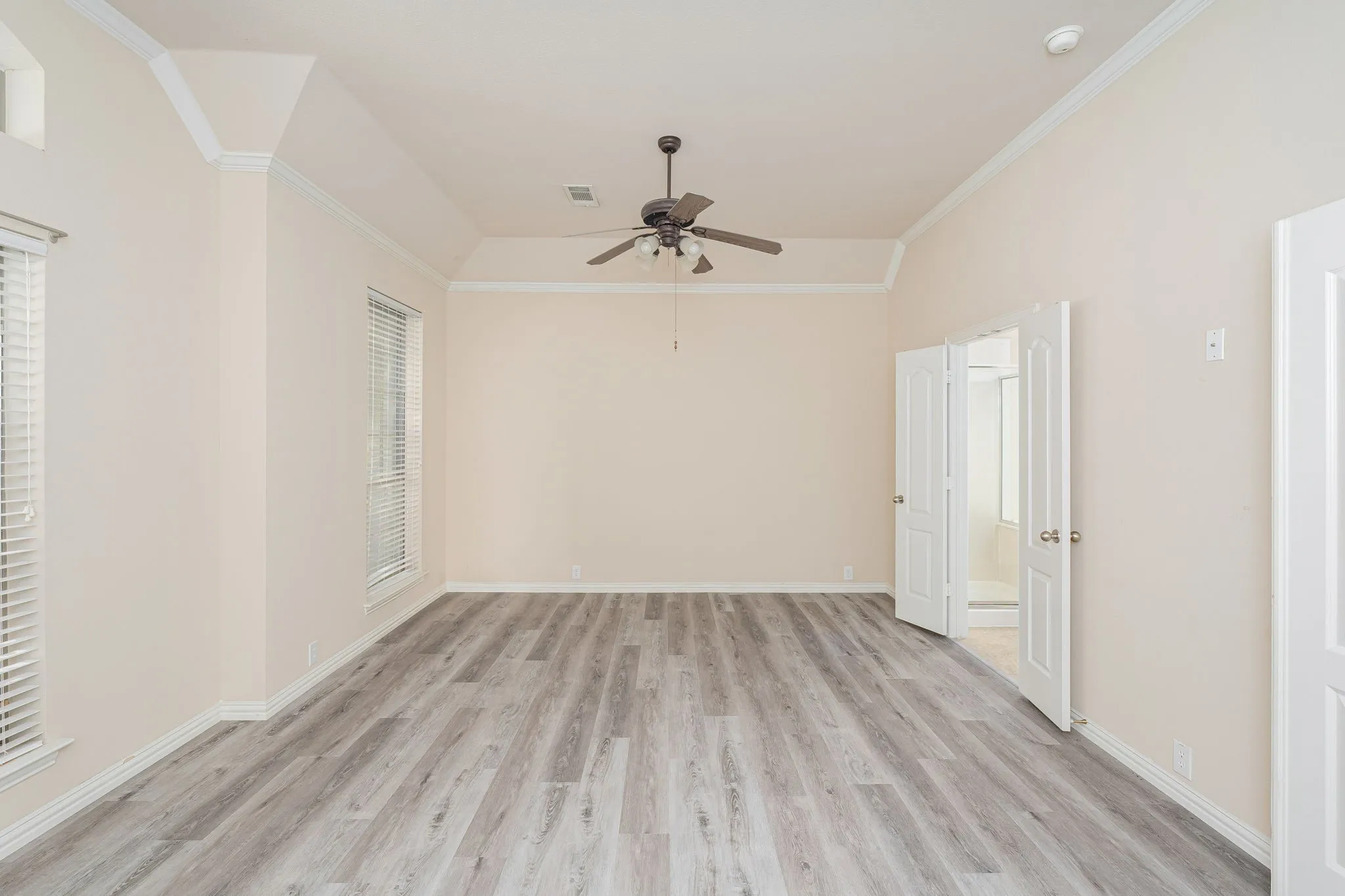 Single Family Residence For Rent in Collin County , 11085 Prescott Drive, Frisco, Texas 75033, 4 Bedroom, 4 Bathroom, 2 Garage spaces, 2,832 Sqft, built in 2004, mls#21338381, Real Estate Agent in Frisco, Homes For Rent in Collin county, Homes For Rent in Frisco, Realtor in Frisco Texas, Real Estate Brokerage Independent Realty Texas, Luminita Cordes Realtor