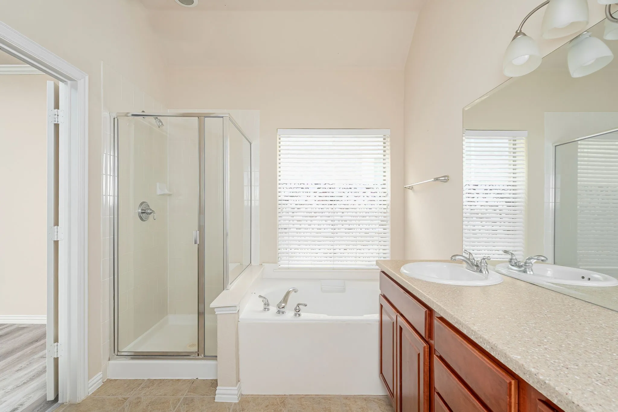 Single Family Residence For Rent in Collin County , 11085 Prescott Drive, Frisco, Texas 75033, 4 Bedroom, 4 Bathroom, 2 Garage spaces, 2,832 Sqft, built in 2004, mls#21338381, Real Estate Agent in Frisco, Homes For Rent in Collin county, Homes For Rent in Frisco, Realtor in Frisco Texas, Real Estate Brokerage Independent Realty Texas, Luminita Cordes Realtor