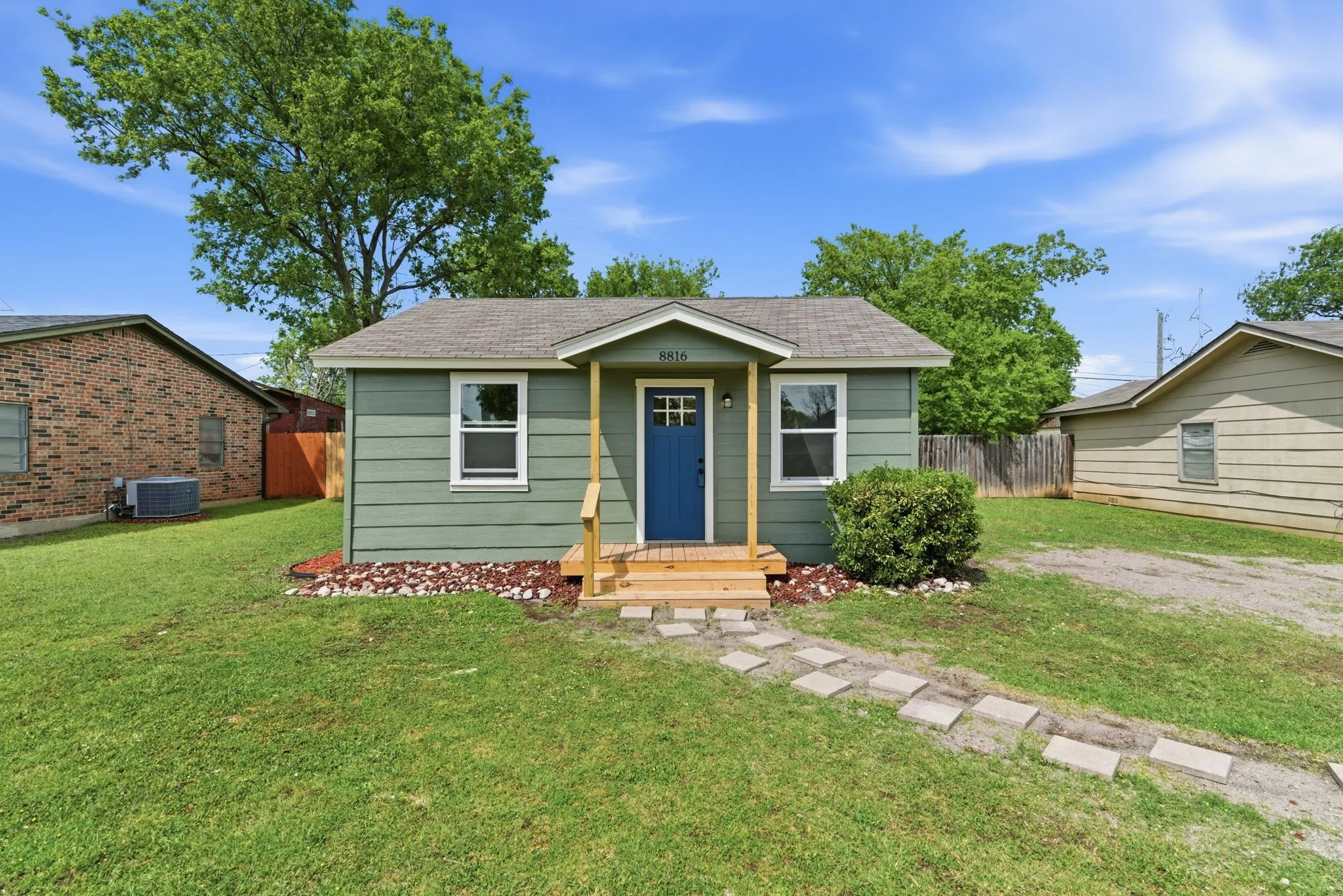 Single Family Residence For Sale in Tarrant County , 8816 Spaugh Court, White Settlement, Texas 76108, 3 Bedrooms, 2 Bathrooms, Garage spaces, 950 Sqft, built in 1955, Price $220,000, mls#21337117, Real Estate Agent in White Settlement, Homes For Sale in Tarrant county, Homes For Sale in White Settlement, Realtor in White Settlement Texas, Real Estate Brokerage Independent Realty Texas, Luminita Cordes Realtor