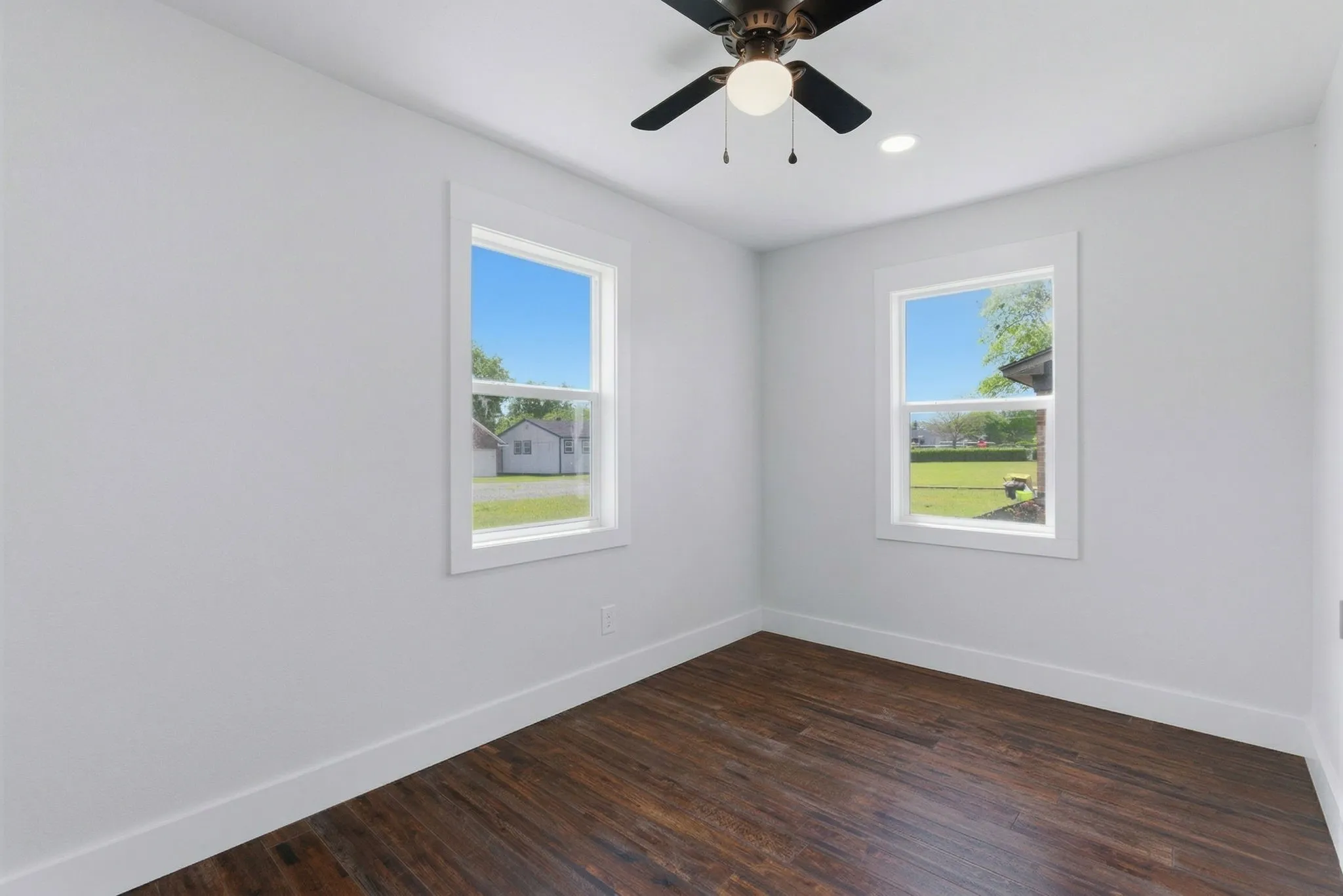 Single Family Residence For Sale in Tarrant County , 8816 Spaugh Court, White Settlement, Texas 76108, 3 Bedrooms, 2 Bathrooms, Garage spaces, 950 Sqft, built in 1955, Price $220,000, mls#21337117, Real Estate Agent in White Settlement, Homes For Sale in Tarrant county, Homes For Sale in White Settlement, Realtor in White Settlement Texas, Real Estate Brokerage Independent Realty Texas, Luminita Cordes Realtor