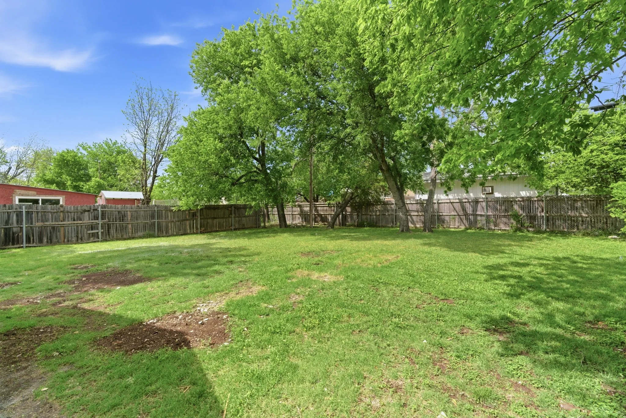 Single Family Residence For Sale in Tarrant County , 8816 Spaugh Court, White Settlement, Texas 76108, 3 Bedrooms, 2 Bathrooms, Garage spaces, 950 Sqft, built in 1955, Price $220,000, mls#21337117, Real Estate Agent in White Settlement, Homes For Sale in Tarrant county, Homes For Sale in White Settlement, Realtor in White Settlement Texas, Real Estate Brokerage Independent Realty Texas, Luminita Cordes Realtor