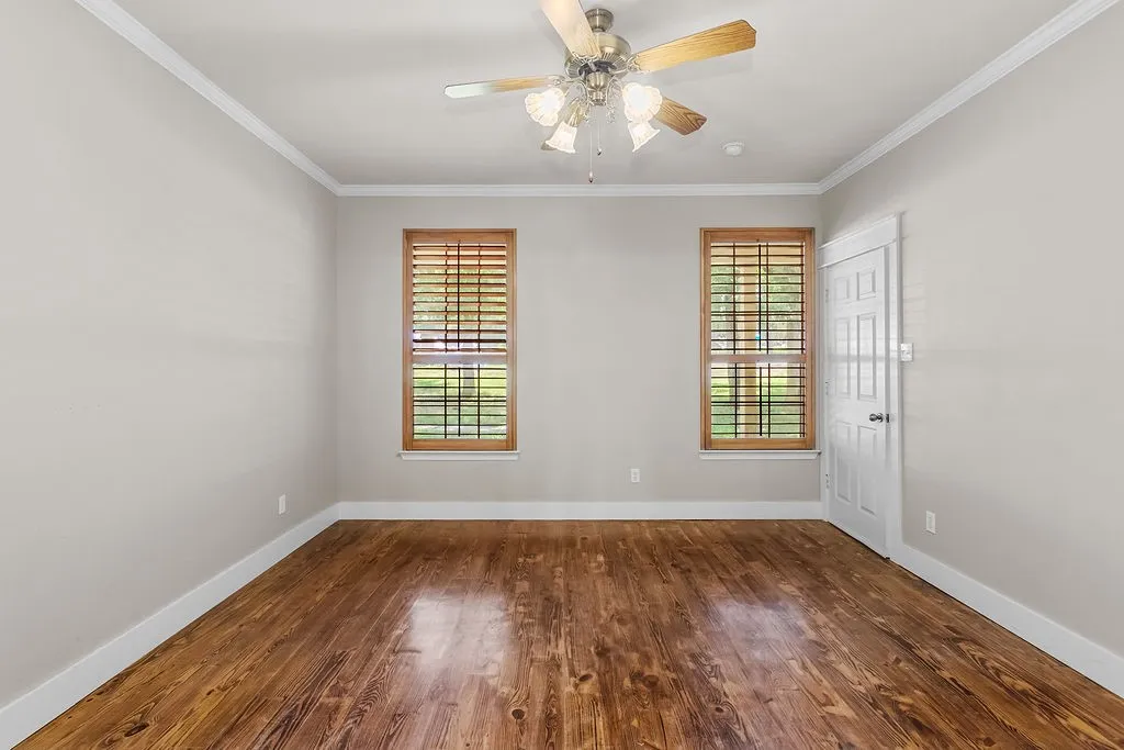 Single Family Residence For Sale in Johnson County , 613 Forest Edge Street, Burleson, Texas 76028, 3 Bedroom, 3 Bathroom, 2 Garage spaces, 1,993 Sqft, built in 1996, mls#21337149, Real Estate Agent in Burleson, Homes For Sale in Johnson county, Homes For Sale in Burleson, Realtor in Burleson Texas, Real Estate Brokerage Independent Realty Texas, Luminita Cordes Realtor