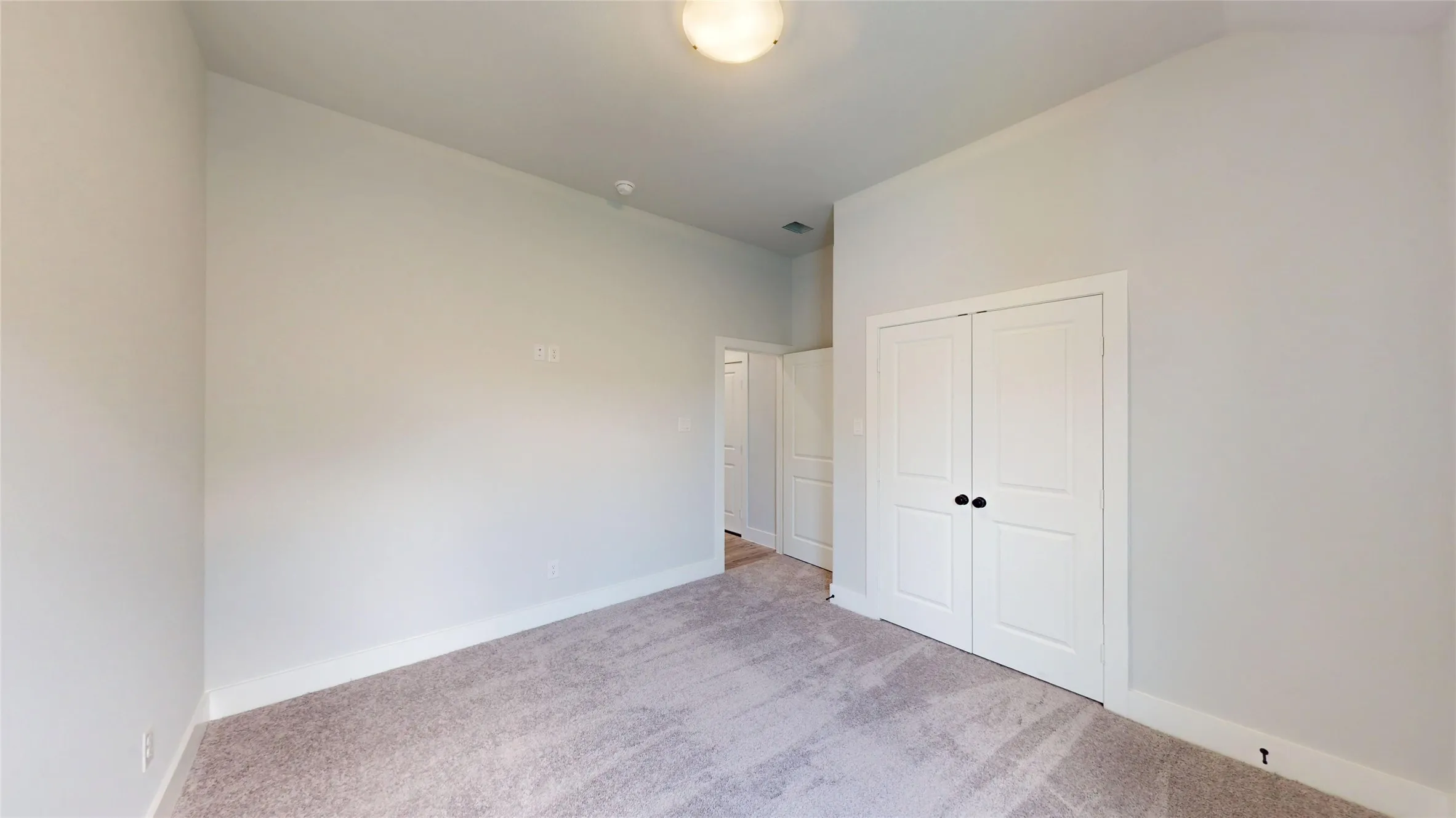 Single Family Residence For Sale in Tarrant County , 2825 S Grove Street, Fort Worth, Texas 76104, 4 Bedroom, 3 Bathroom, 2 Garage spaces, 1,976 Sqft, built in 2026, mls#21338362, Real Estate Agent in Fort Worth, Homes For Sale in Tarrant county, Homes For Sale in Fort Worth, Realtor in Fort Worth Texas, Real Estate Brokerage Independent Realty Texas, Luminita Cordes Realtor