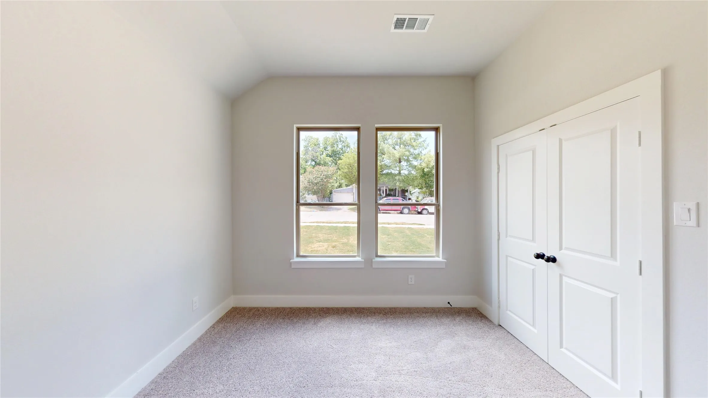 Single Family Residence For Sale in Tarrant County , 2825 S Grove Street, Fort Worth, Texas 76104, 4 Bedroom, 3 Bathroom, 2 Garage spaces, 1,976 Sqft, built in 2026, mls#21338362, Real Estate Agent in Fort Worth, Homes For Sale in Tarrant county, Homes For Sale in Fort Worth, Realtor in Fort Worth Texas, Real Estate Brokerage Independent Realty Texas, Luminita Cordes Realtor