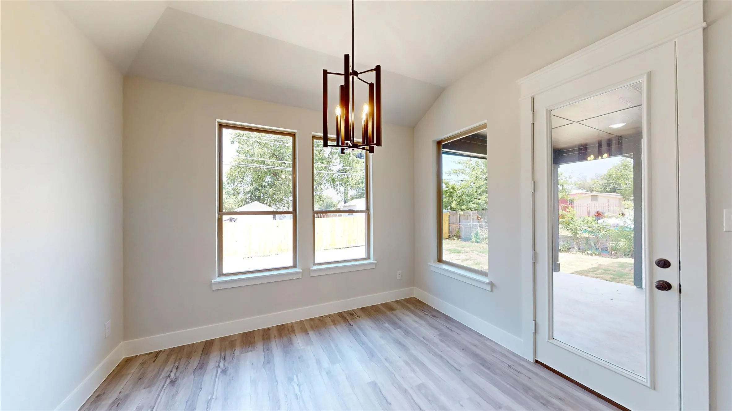 Single Family Residence For Sale in Tarrant County , 2825 S Grove Street, Fort Worth, Texas 76104, 4 Bedroom, 3 Bathroom, 2 Garage spaces, 1,976 Sqft, built in 2026, mls#21338362, Real Estate Agent in Fort Worth, Homes For Sale in Tarrant county, Homes For Sale in Fort Worth, Realtor in Fort Worth Texas, Real Estate Brokerage Independent Realty Texas, Luminita Cordes Realtor