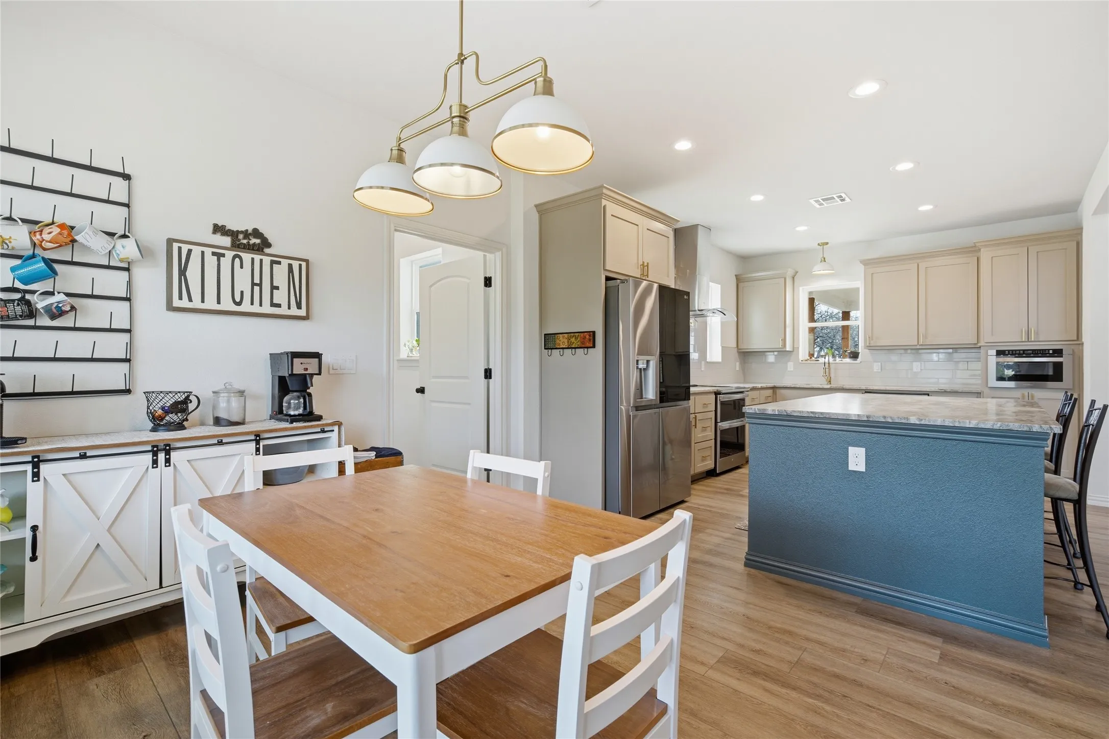 Single Family Residence For Sale in Mc Lennan County , 100 Hidden Oaks Drive, Waco, Texas 76705, 5 Bedroom, 3 Bathroom, 3 Garage spaces, 2,613 Sqft, built in 2024, mls#21338465, Real Estate Agent in Waco, Homes For Sale in Mc Lennan county, Homes For Sale in Waco, Realtor in Waco Texas, Real Estate Brokerage Independent Realty Texas, Luminita Cordes Realtor