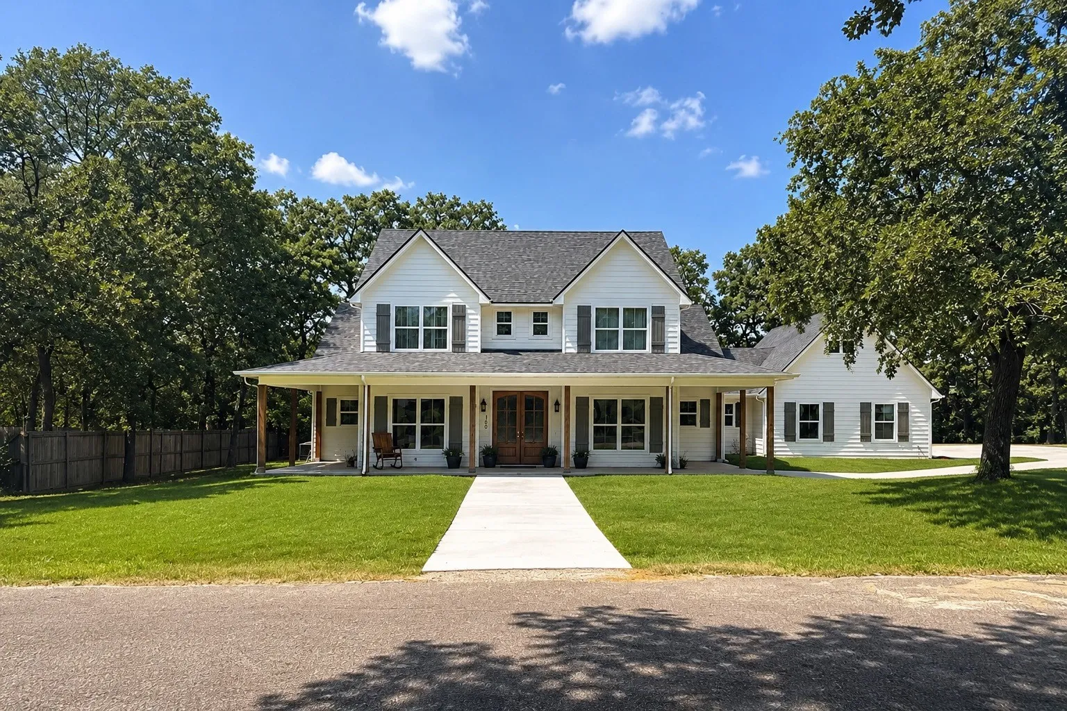 Single Family Residence For Sale in Mc Lennan County , 100 Hidden Oaks Drive, Waco, Texas 76705, 5 Bedroom, 3 Bathroom, 3 Garage spaces, 2,613 Sqft, built in 2024, mls#21338465, Real Estate Agent in Waco, Homes For Sale in Mc Lennan county, Homes For Sale in Waco, Realtor in Waco Texas, Real Estate Brokerage Independent Realty Texas, Luminita Cordes Realtor