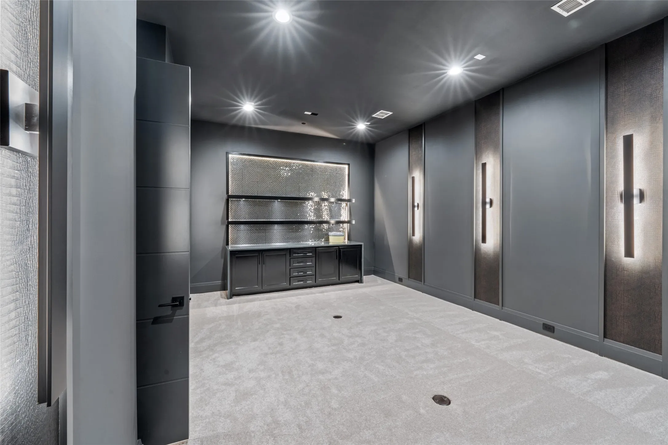 Single Family Residence For Sale in Denton County , 2223 Courtland Drive, Frisco, Texas 75034, 5 Bedroom, 7 Bathroom, 4 Garage spaces, 7,298 Sqft, built in 2025, mls#21336660, Real Estate Agent in Frisco, Homes For Sale in Denton county, Homes For Sale in Frisco, Realtor in Frisco Texas, Real Estate Brokerage Independent Realty Texas, Luminita Cordes Realtor