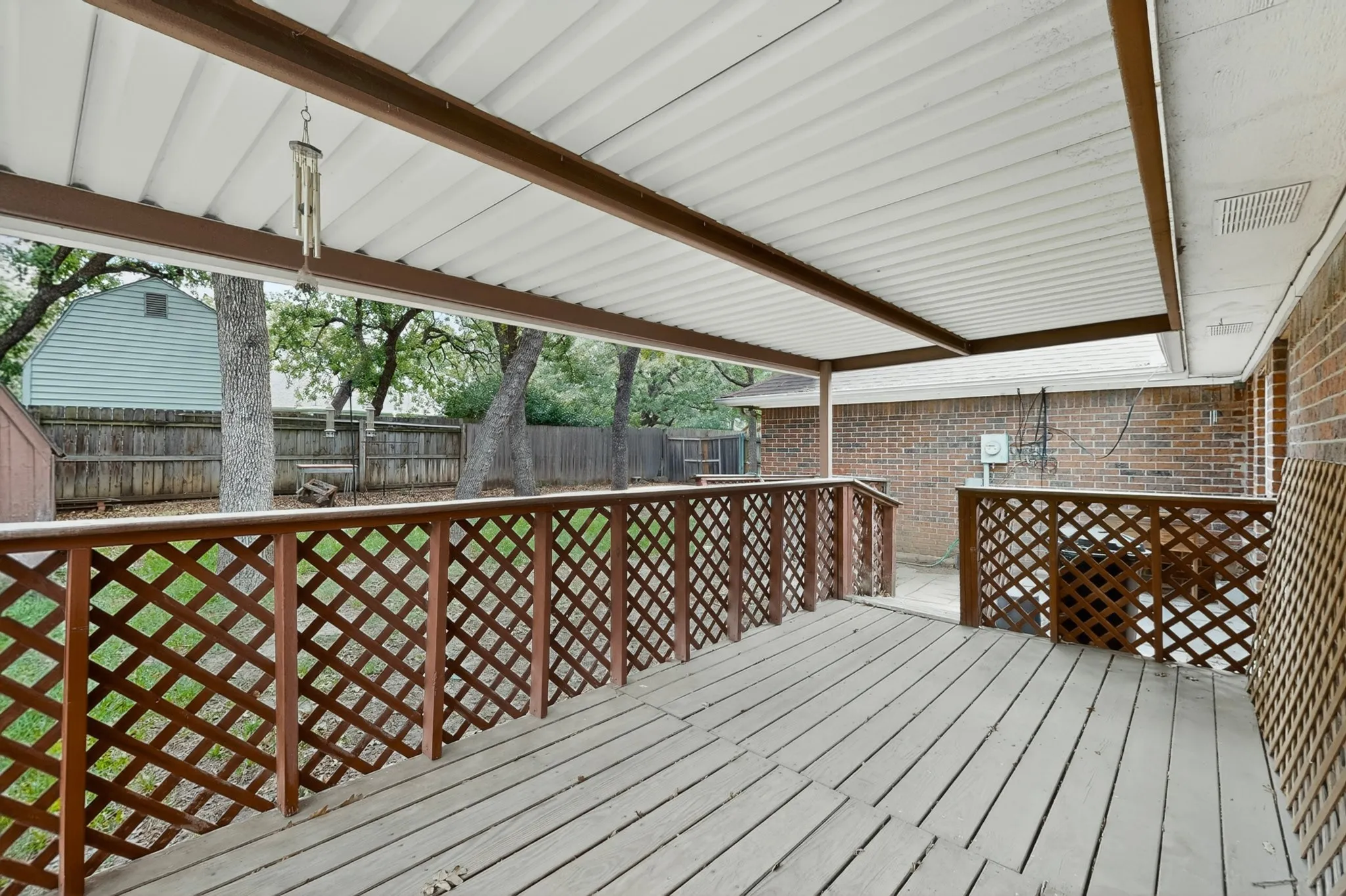 Single Family Residence For Rent in Tarrant County , 7517 Crosstimbers Lane, North Richland Hills, Texas 76182, 3 Bedroom, 2 Bathroom, 2 Garage spaces, 1,656 Sqft, built in 1986, mls#21333613, Real Estate Agent in North Richland Hills, Homes For Rent in Tarrant county, Homes For Rent in North Richland Hills, Realtor in North Richland Hills Texas, Real Estate Brokerage Independent Realty Texas, Luminita Cordes Realtor