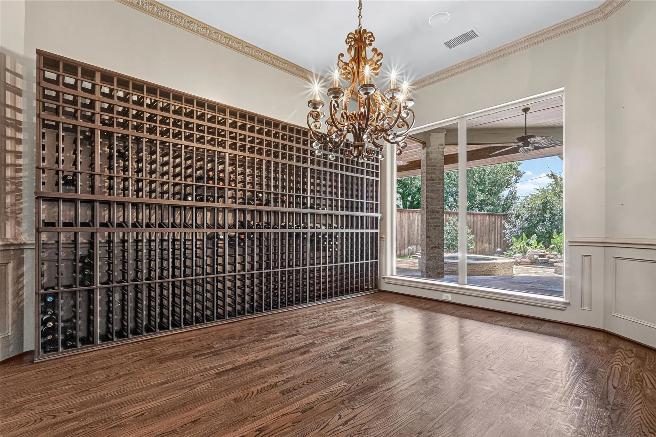 Single Family Residence For Sale in Dallas County , 6032 Burgundy Road, Dallas, Texas 75230, 5 Bedroom, 6 Bathroom, 3 Garage spaces, 5,749 Sqft, built in 2005, mls#21338454, Real Estate Agent in Dallas, Homes For Sale in Dallas county, Homes For Sale in Dallas, Realtor in Dallas Texas, Real Estate Brokerage Independent Realty Texas, Luminita Cordes Realtor