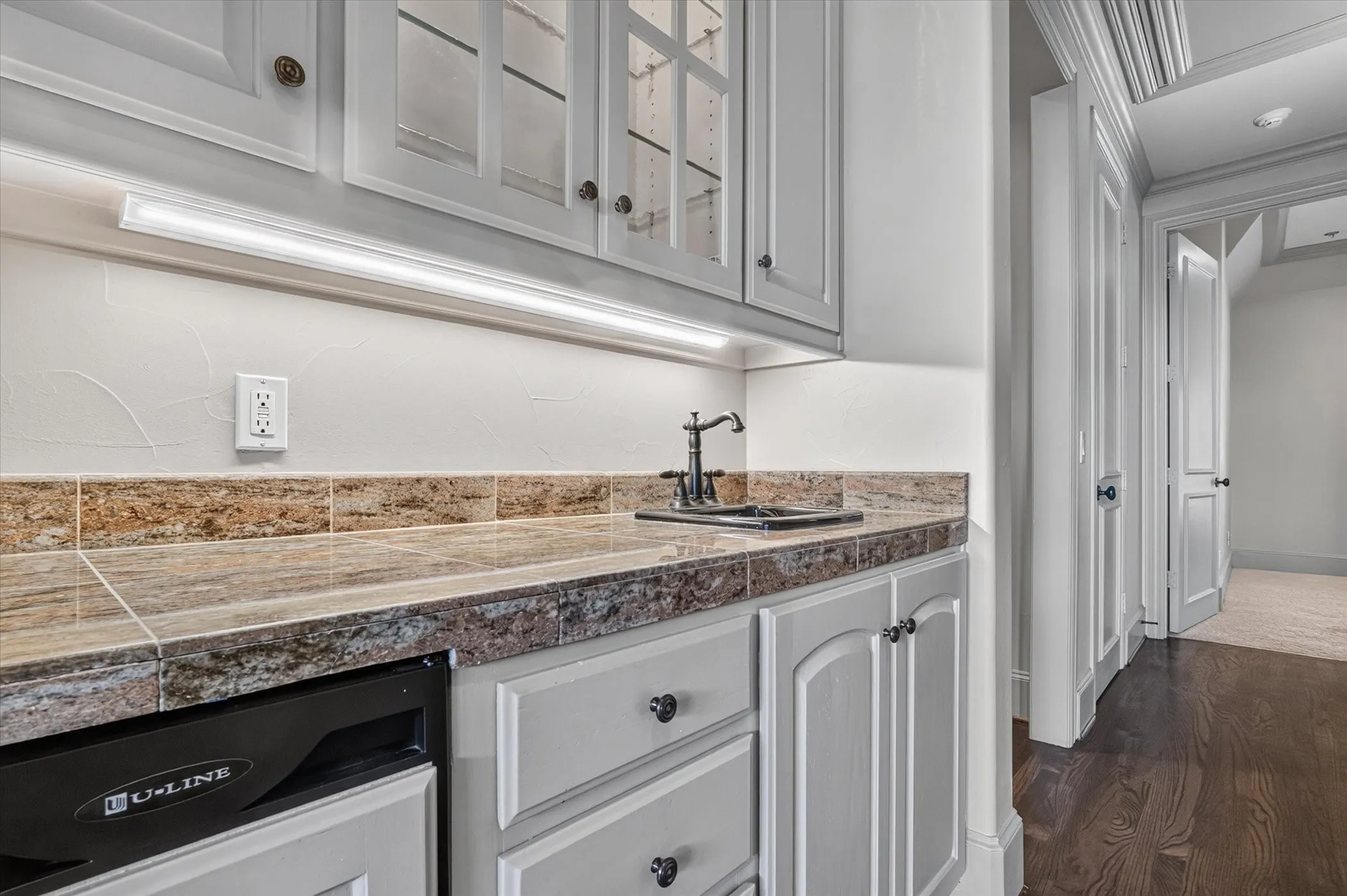 Single Family Residence For Sale in Dallas County , 6032 Burgundy Road, Dallas, Texas 75230, 5 Bedroom, 6 Bathroom, 3 Garage spaces, 5,749 Sqft, built in 2005, mls#21338454, Real Estate Agent in Dallas, Homes For Sale in Dallas county, Homes For Sale in Dallas, Realtor in Dallas Texas, Real Estate Brokerage Independent Realty Texas, Luminita Cordes Realtor