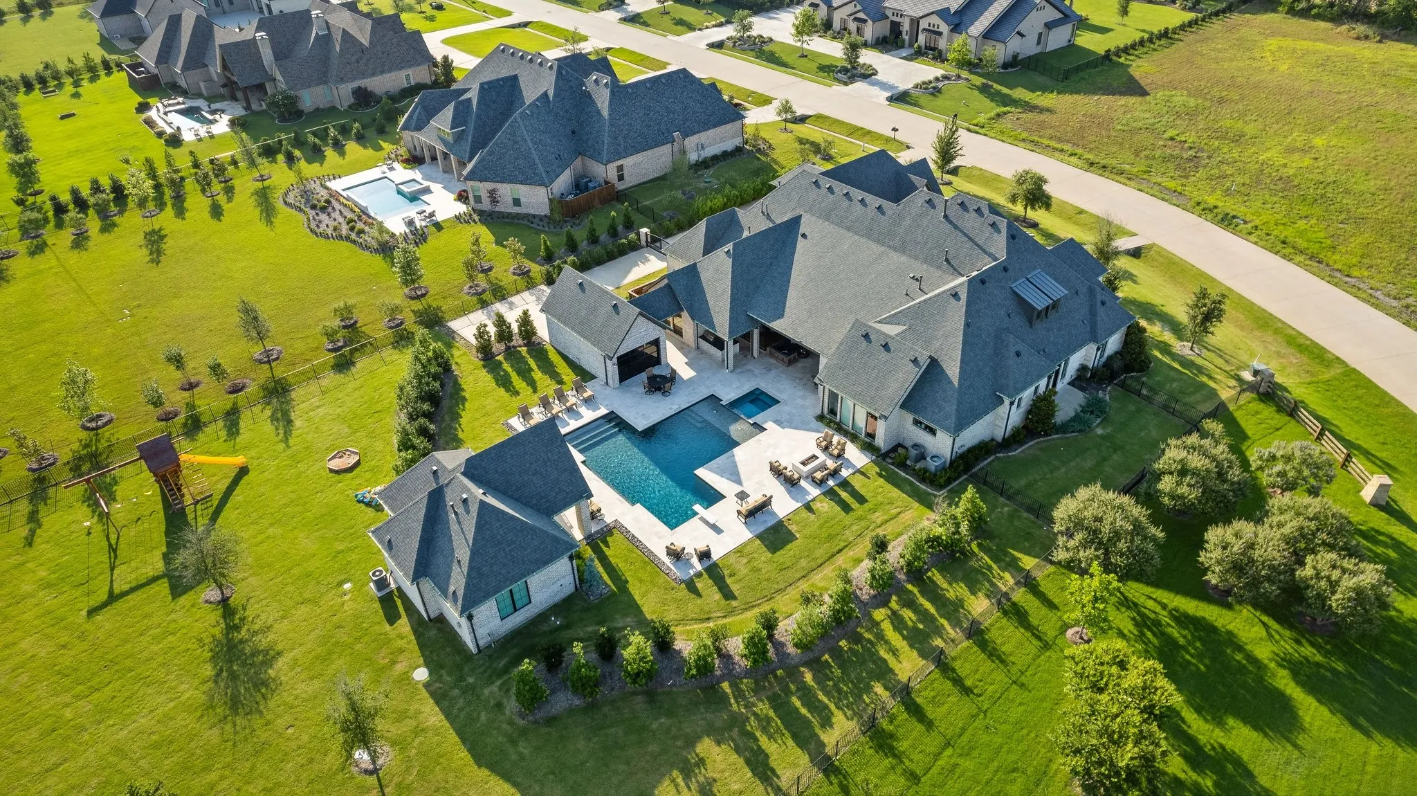 Single Family Residence For Sale in Collin County , 660 Louise Drive, Fairview, Texas 75069, 7 Bedroom, 9 Bathroom, 5 Garage spaces, 6,536 Sqft, built in 2020, mls#21338441, Real Estate Agent in Fairview, Homes For Sale in Collin county, Homes For Sale in Fairview, Realtor in Fairview Texas, Real Estate Brokerage Independent Realty Texas, Luminita Cordes Realtor