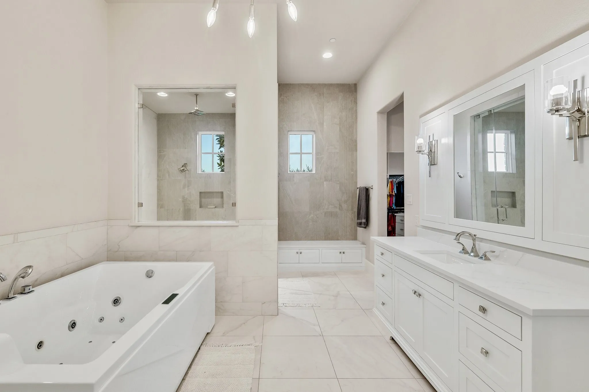 Single Family Residence For Sale in Collin County , 660 Louise Drive, Fairview, Texas 75069, 7 Bedroom, 9 Bathroom, 5 Garage spaces, 6,536 Sqft, built in 2020, mls#21338441, Real Estate Agent in Fairview, Homes For Sale in Collin county, Homes For Sale in Fairview, Realtor in Fairview Texas, Real Estate Brokerage Independent Realty Texas, Luminita Cordes Realtor