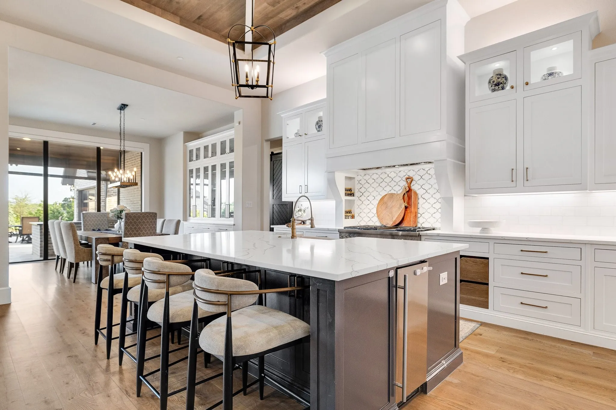 Single Family Residence For Sale in Collin County , 660 Louise Drive, Fairview, Texas 75069, 7 Bedroom, 9 Bathroom, 5 Garage spaces, 6,536 Sqft, built in 2020, mls#21338441, Real Estate Agent in Fairview, Homes For Sale in Collin county, Homes For Sale in Fairview, Realtor in Fairview Texas, Real Estate Brokerage Independent Realty Texas, Luminita Cordes Realtor